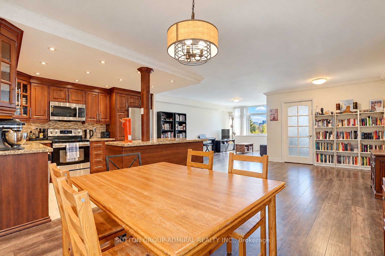 1201 Steeles Avenue W 308 Property Photo 12