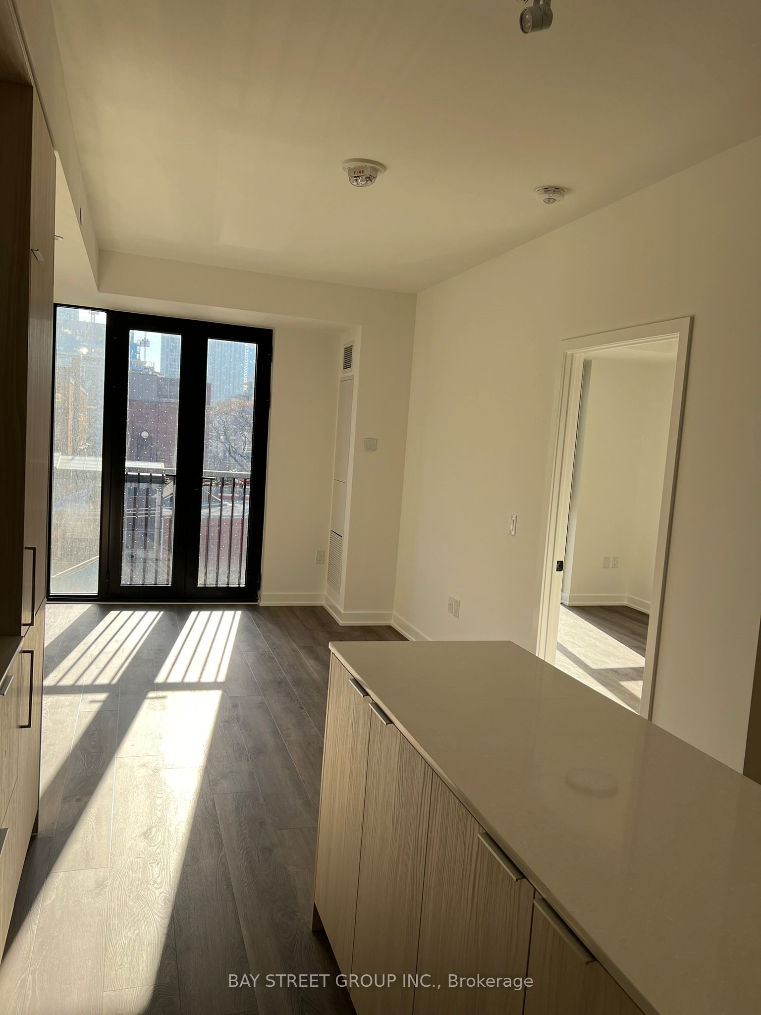 123 Portland Street 410 Property Photo 11