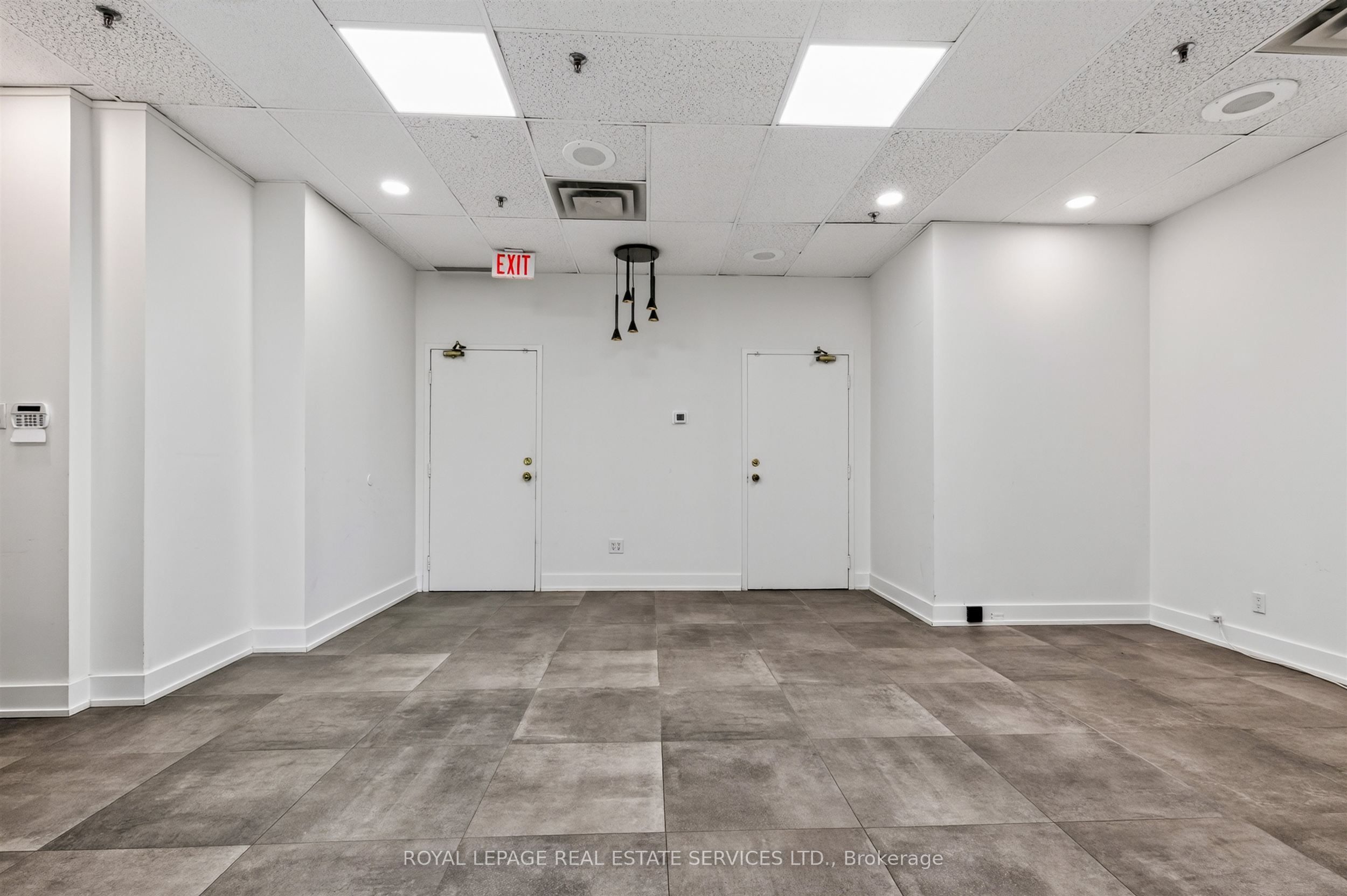 421 Bloor Street E 207/208 Property Photo 9