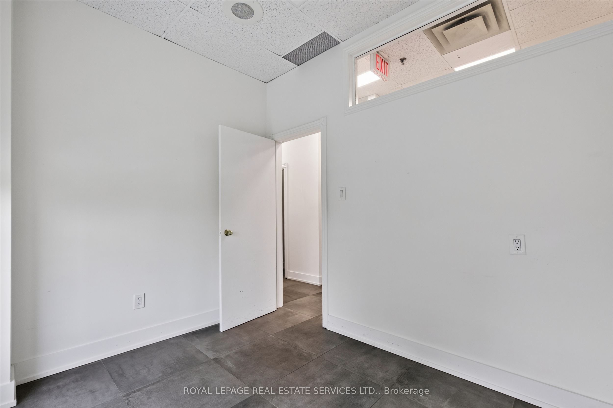 421 Bloor Street E 207/208 Property Photo 15