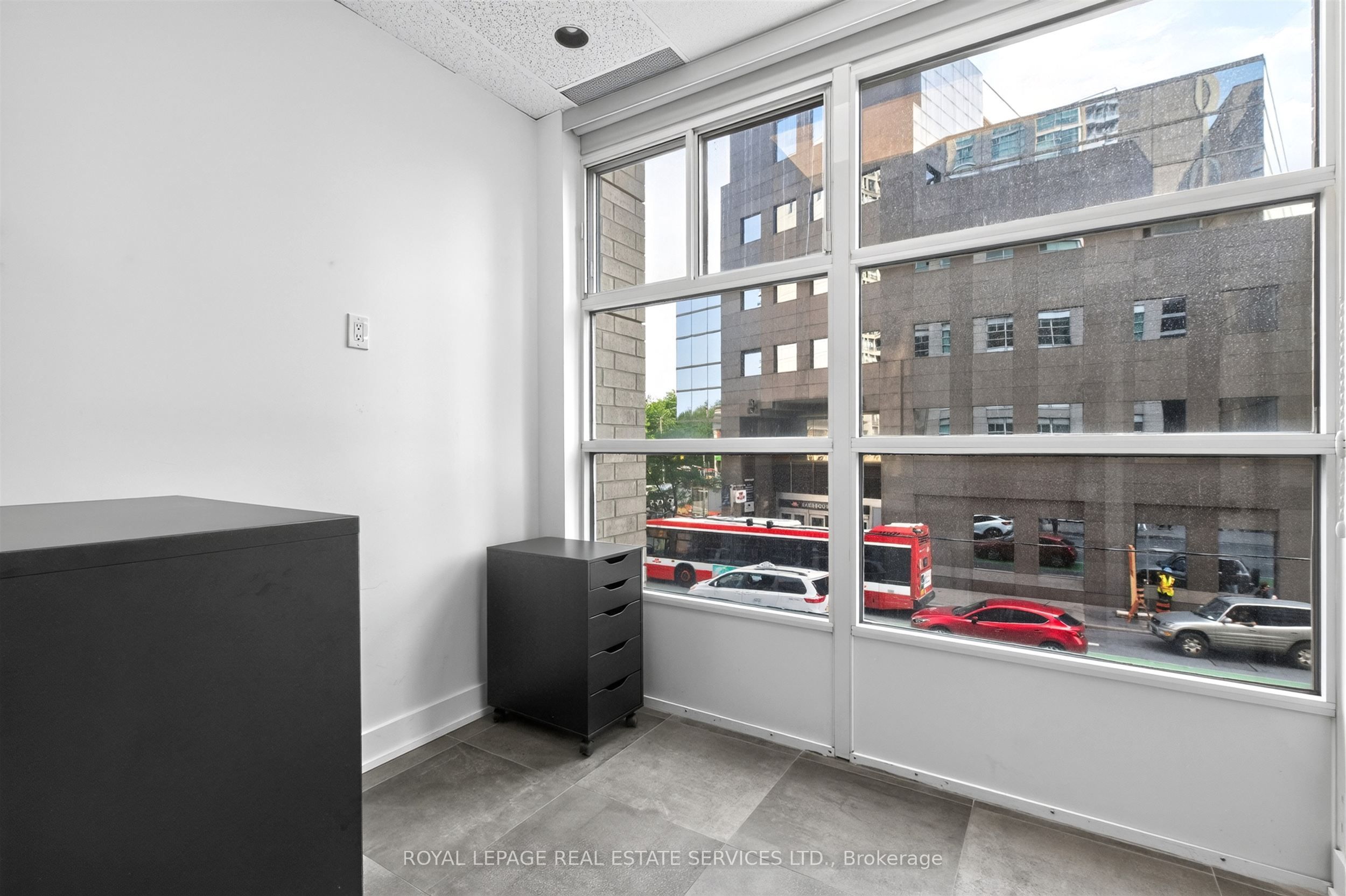 421 Bloor Street E 207/208 Property Photo 18