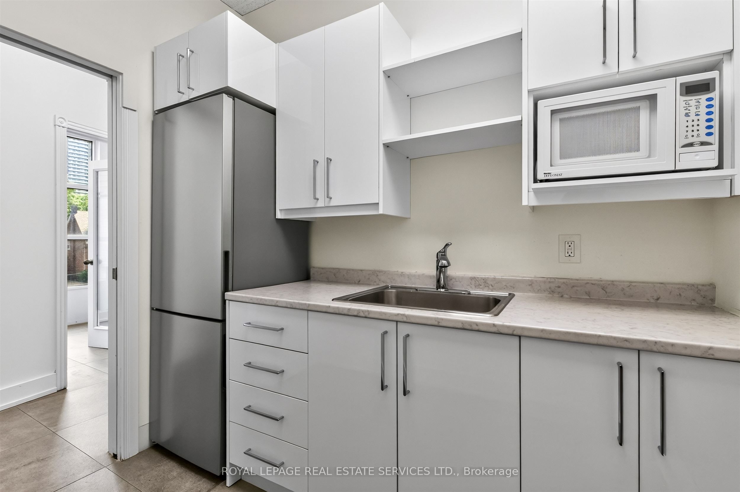 421 Bloor Street E 207/208 Property Photo 22
