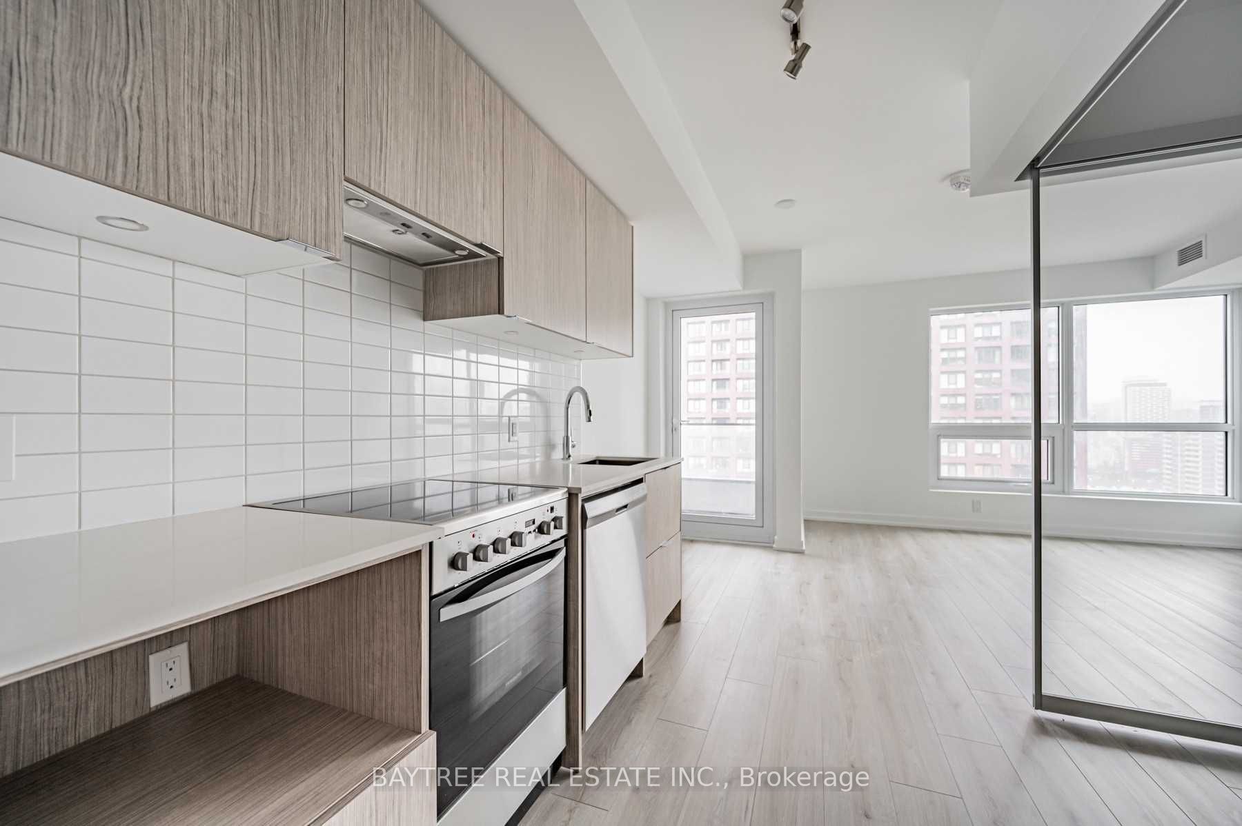 395 Bloor Street E 2512 Property Photo 1