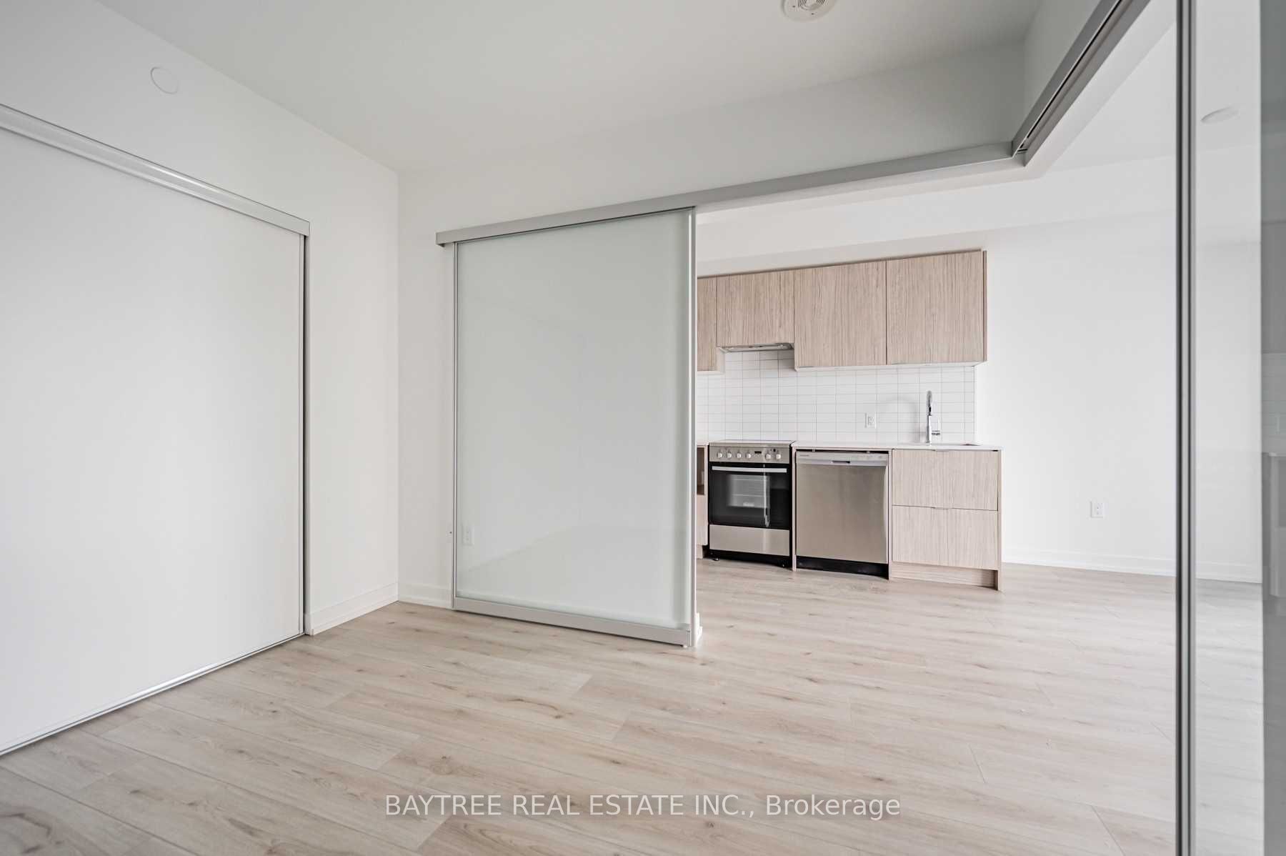 395 Bloor Street E 2512 Property Photo 10