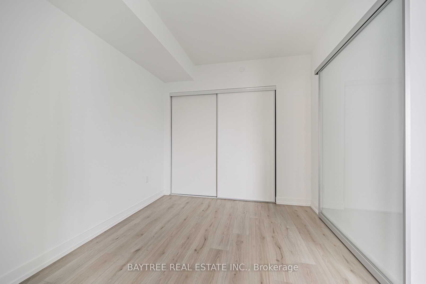 395 Bloor Street E 2512 Property Photo 11