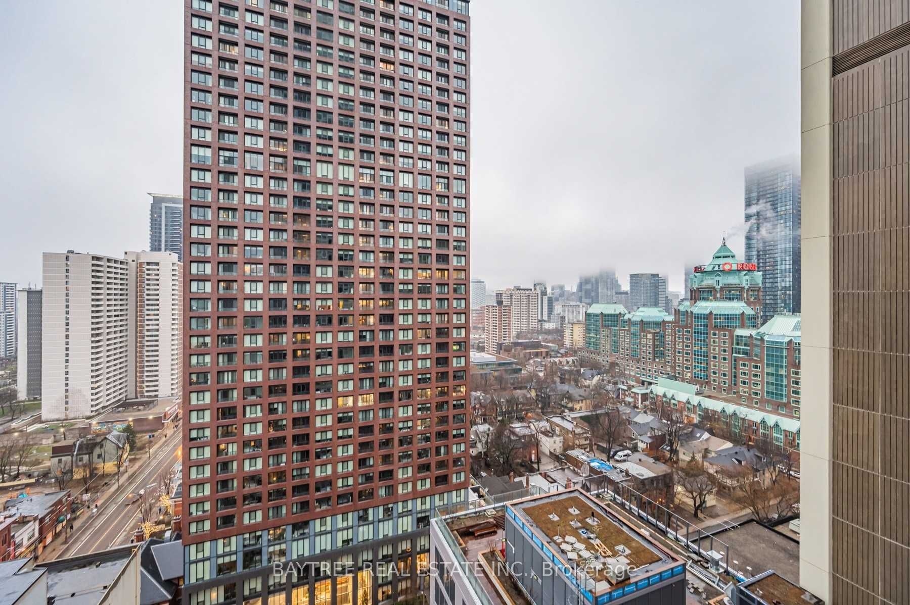 395 Bloor Street E 2512 Property Photo 17