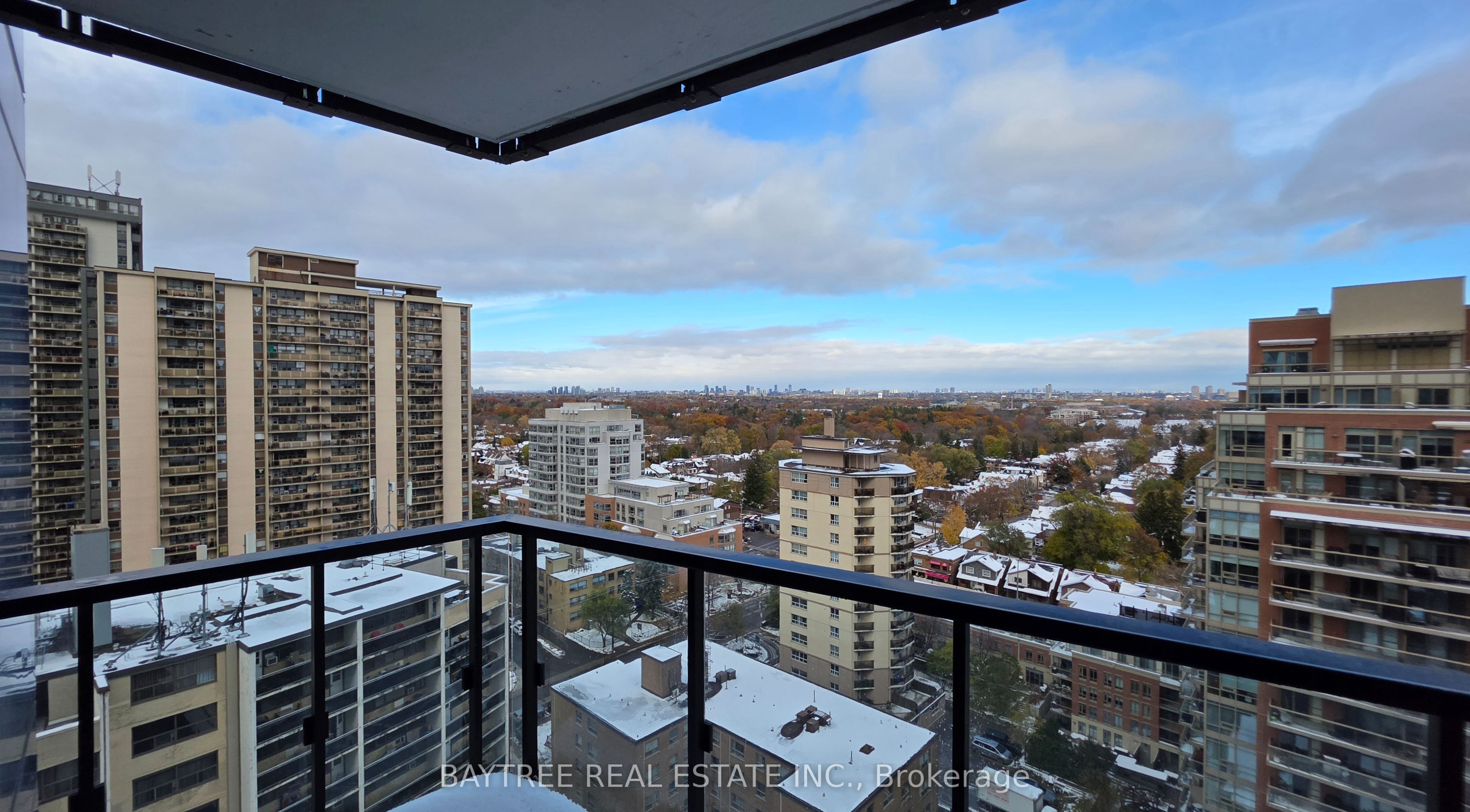 120 Broadway Avenue 1502 Property Photo 17