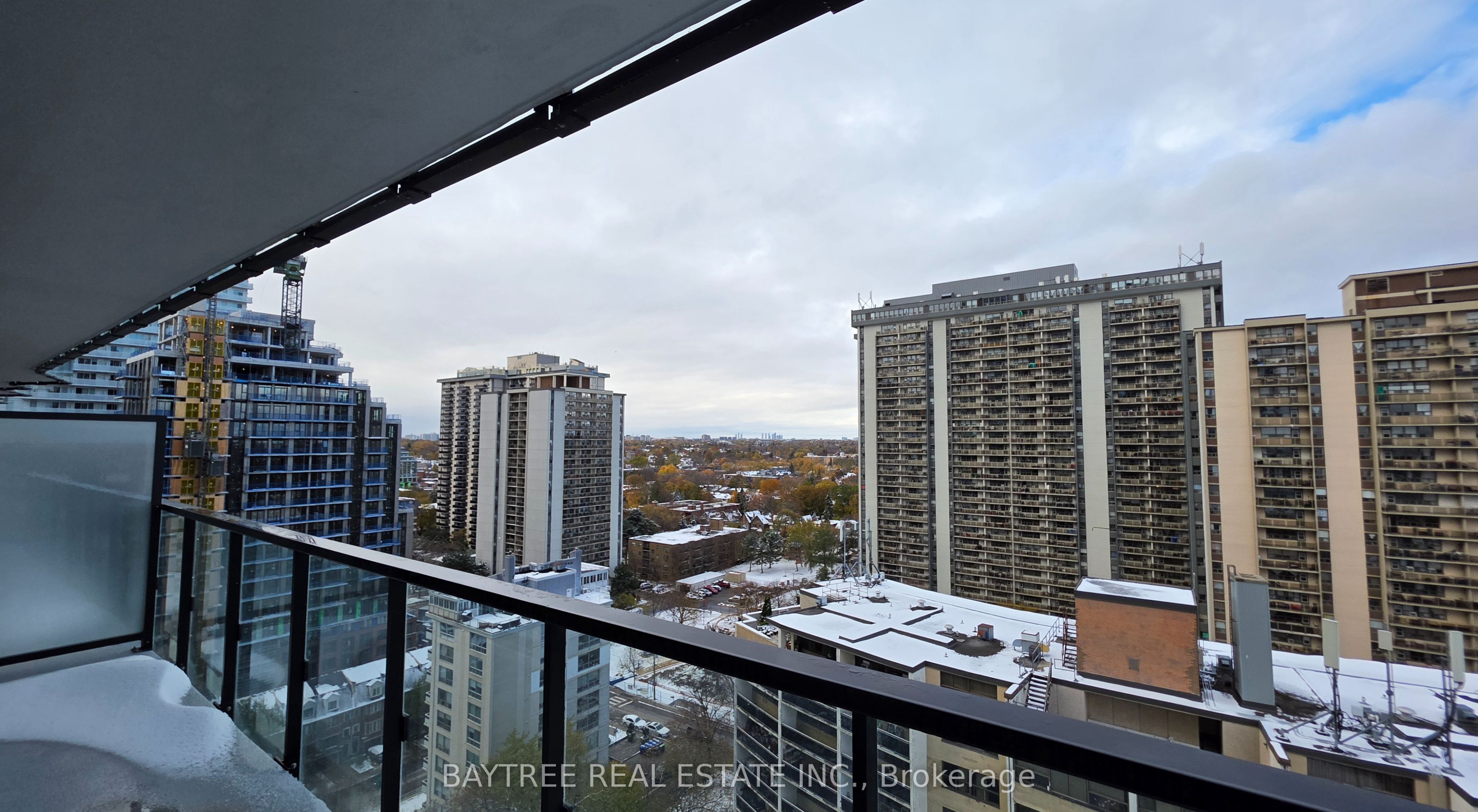 120 Broadway Avenue 1502 Property Photo 19
