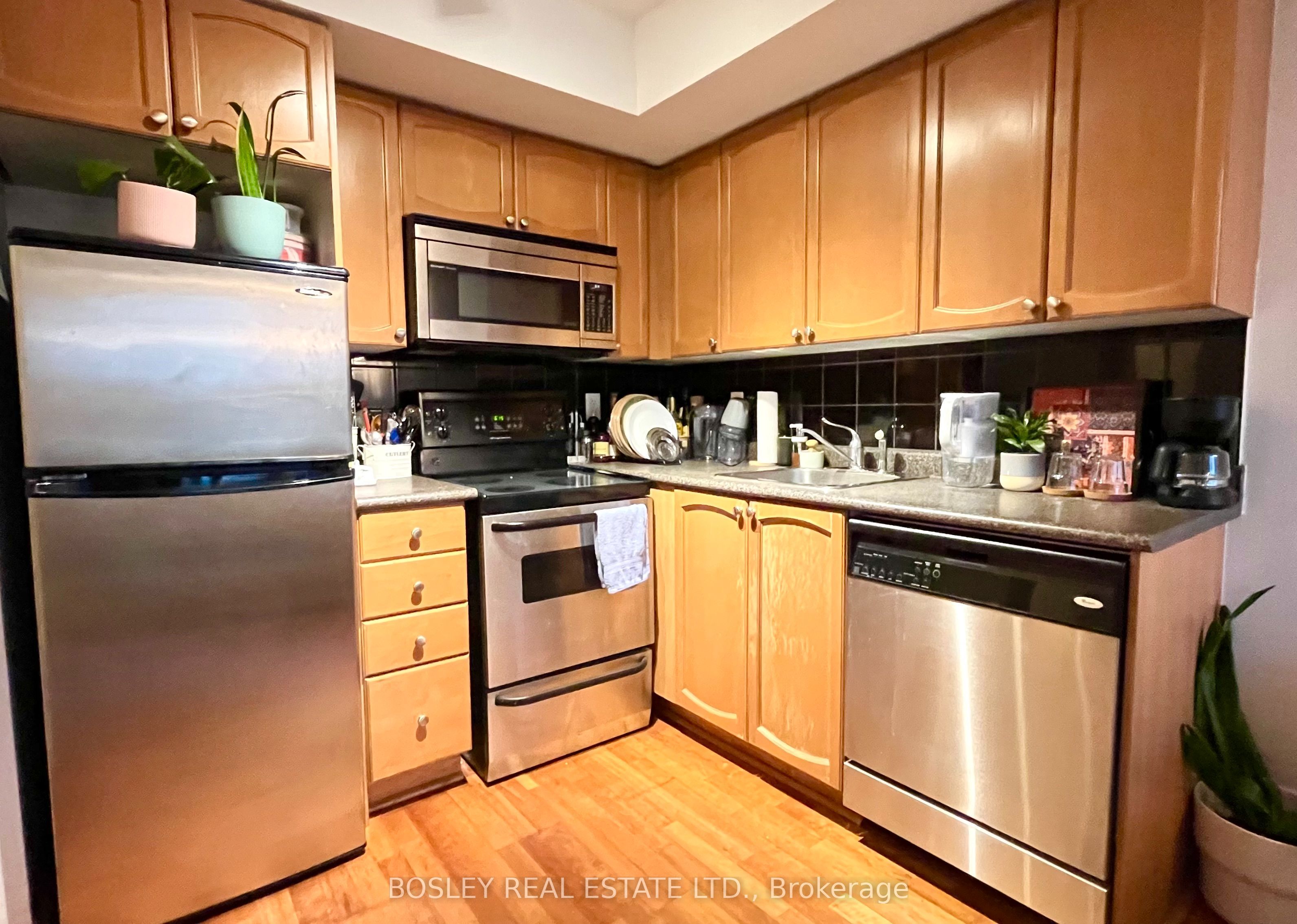 231 Fort York Boulevard 618 Property Photo 6