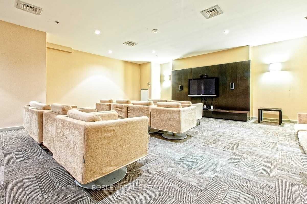 231 Fort York Boulevard 618 Property Photo 14