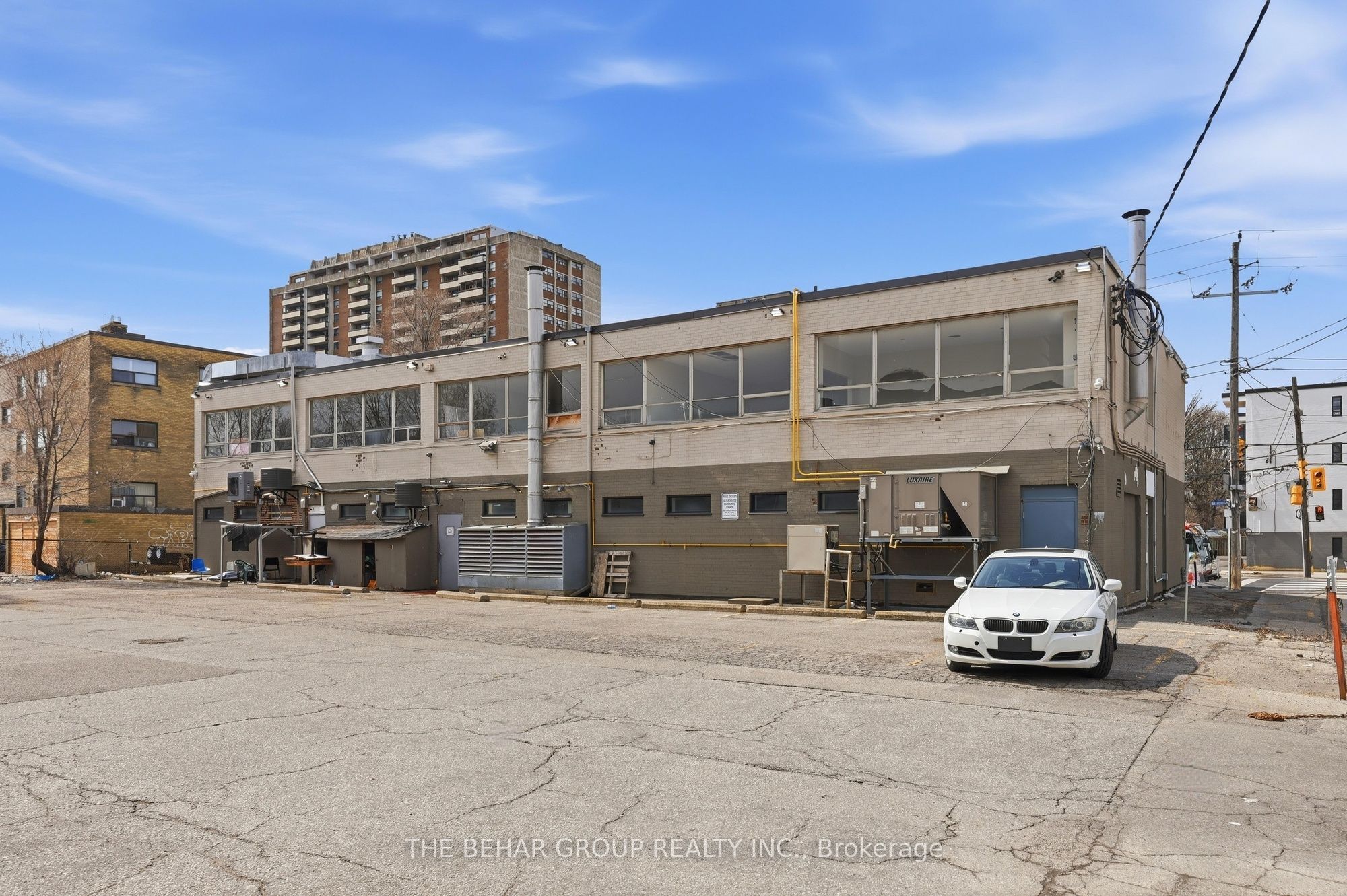 3645 Bathurst Street Property Photo 2