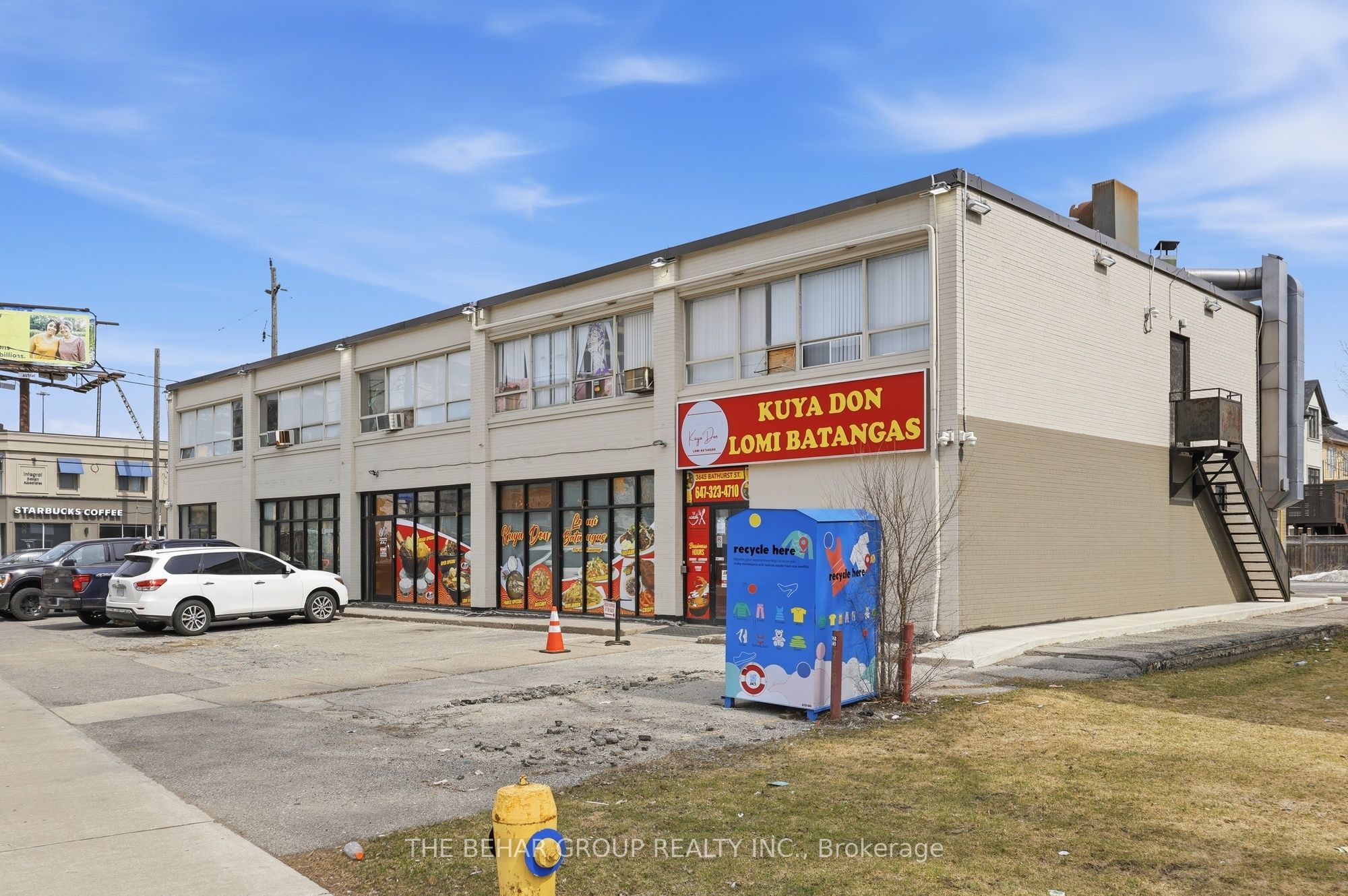 3645 Bathurst Street Property Photo 4
