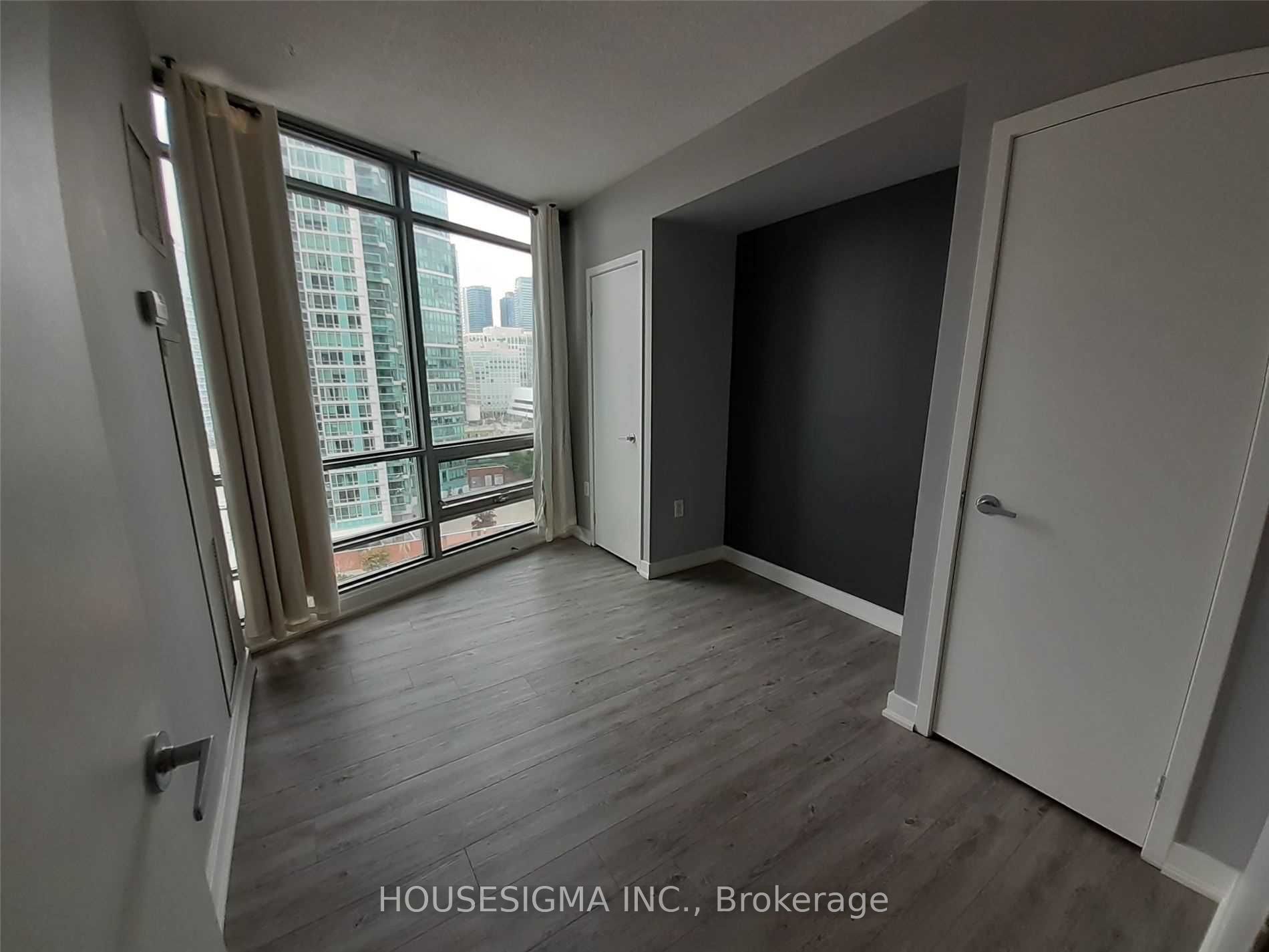 3 Navy Wharf Court 1203 Property Photo 6