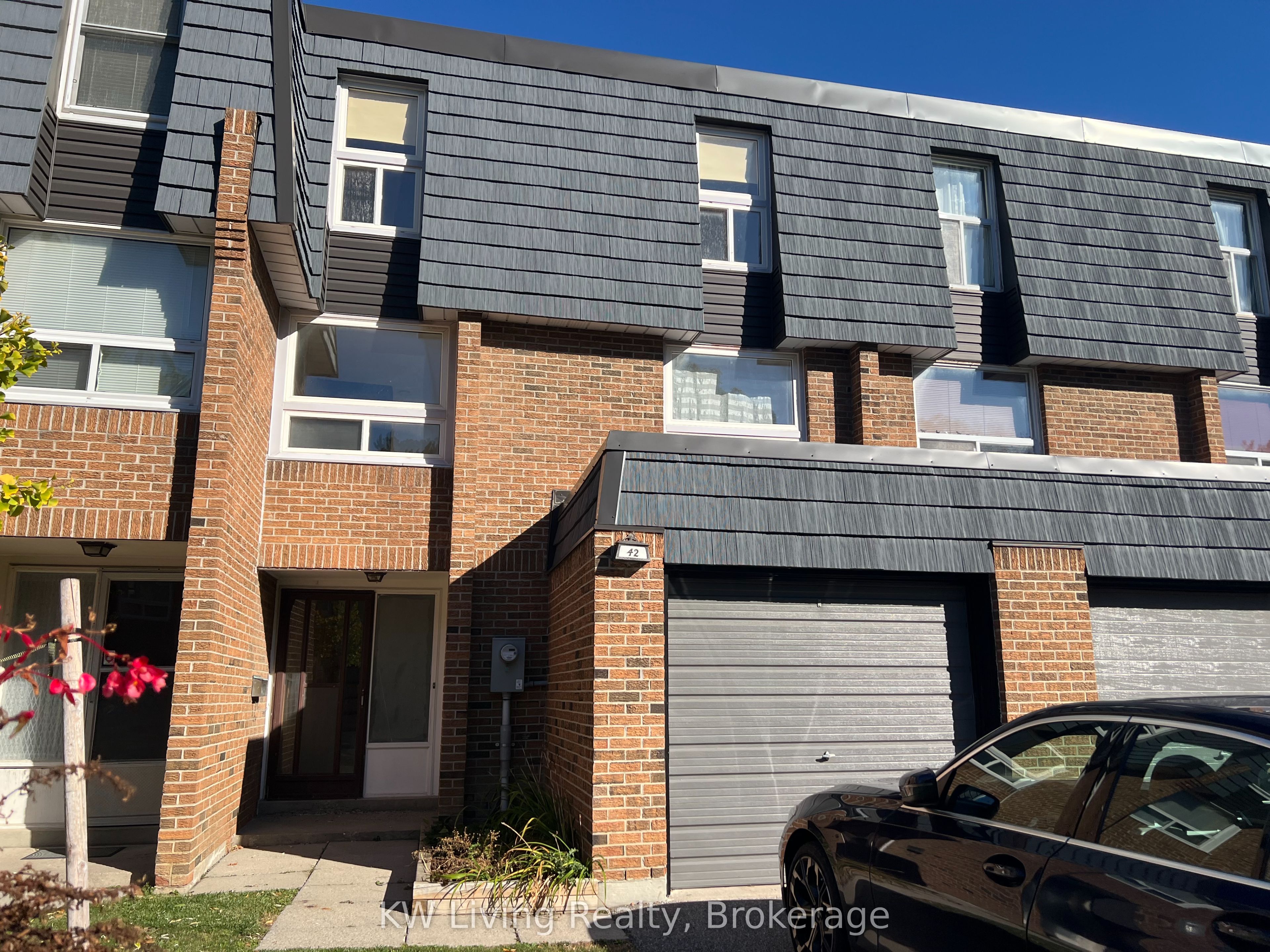 42 Sego Royal Way Property Photo 1