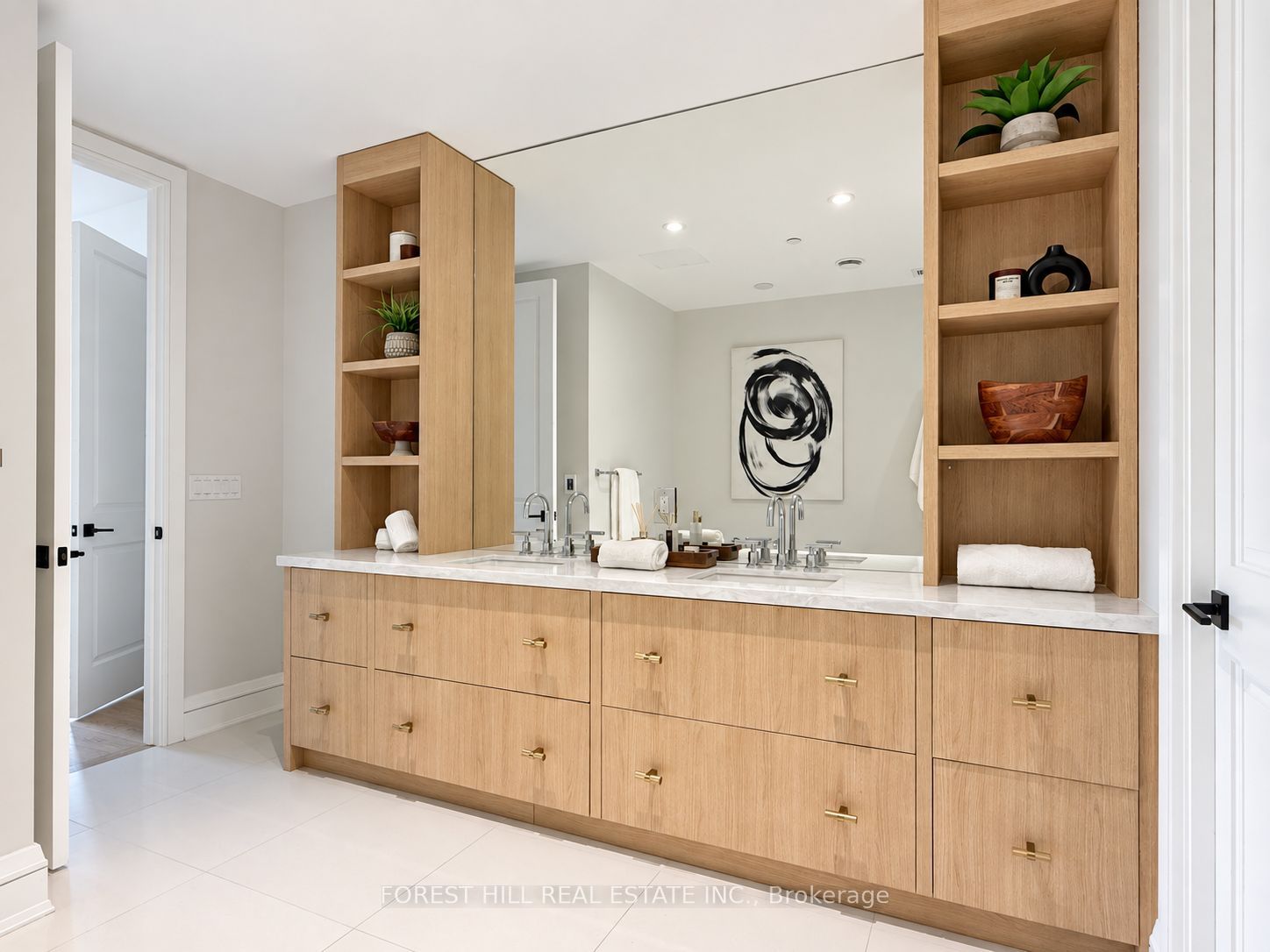 2010 Bathurst Street 6a Property Photo 17