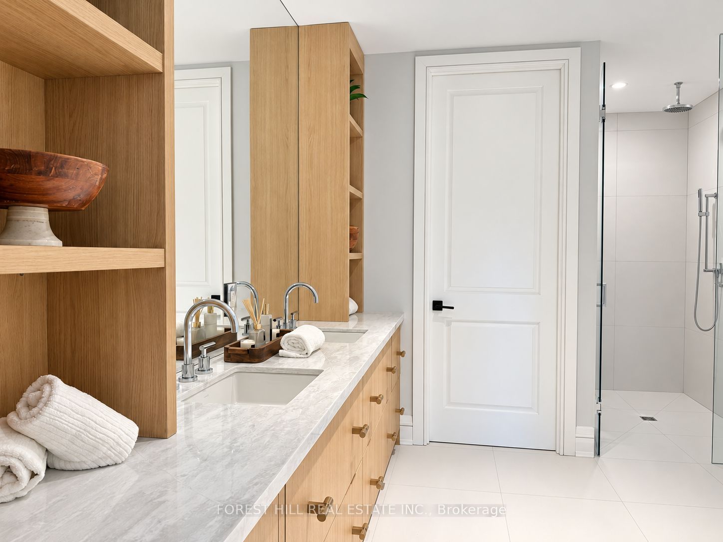 2010 Bathurst Street 6a Property Photo 18