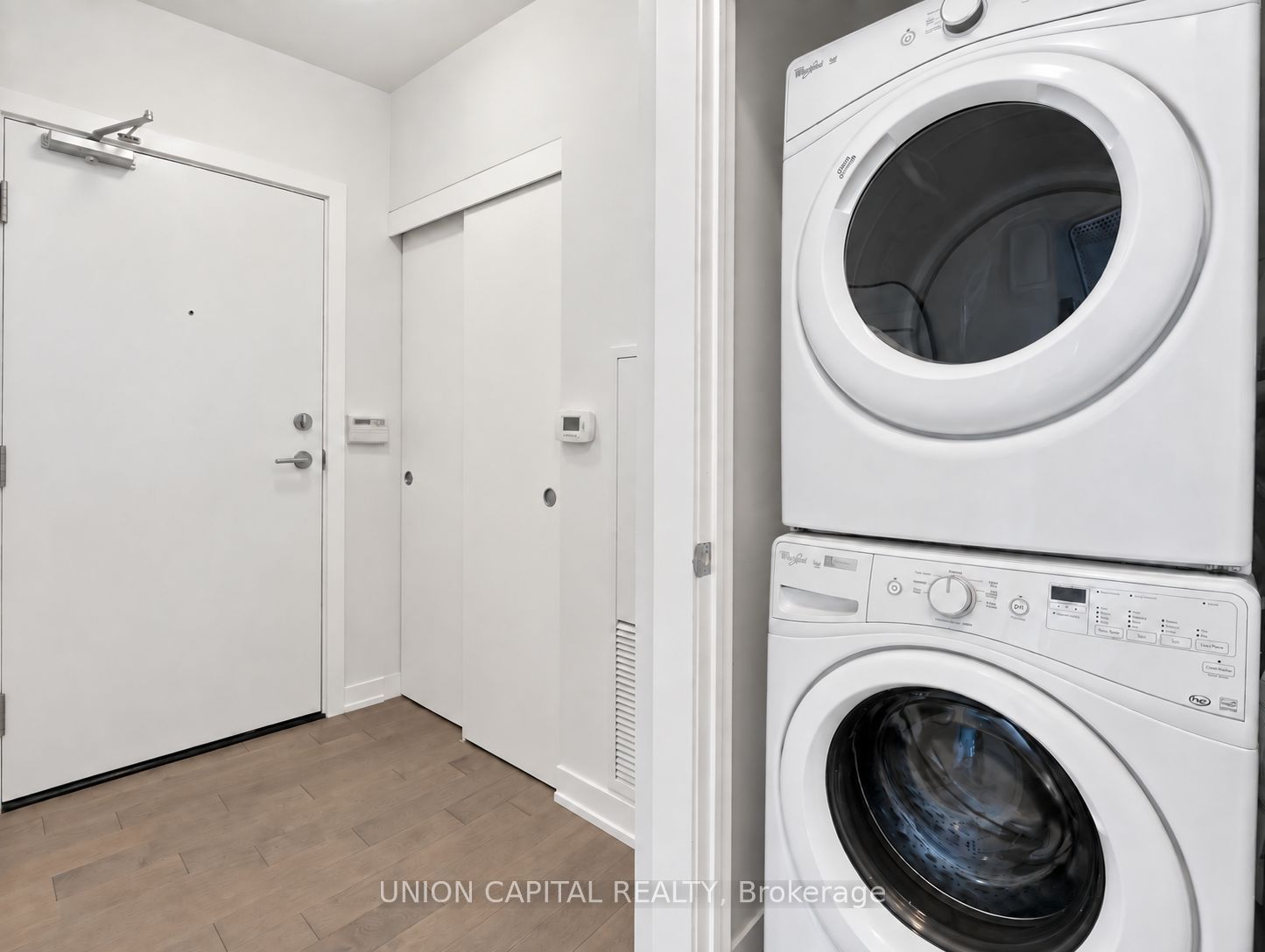 10 Willison Square 202 Property Photo 16