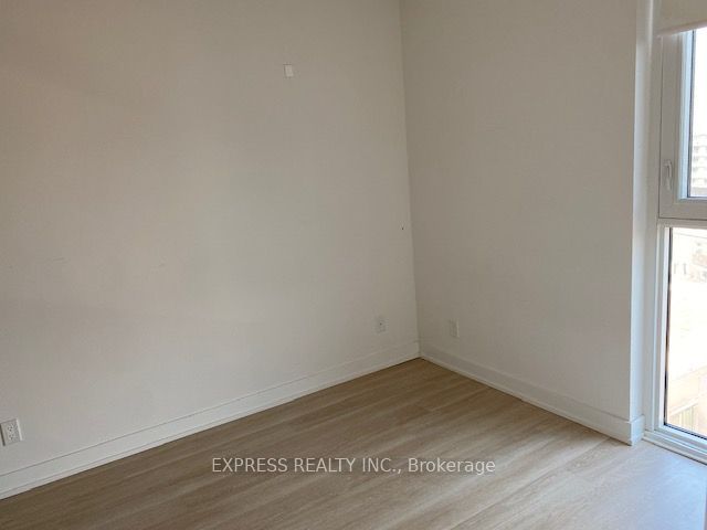 30 Tretti Way 1316 Property Photo 5