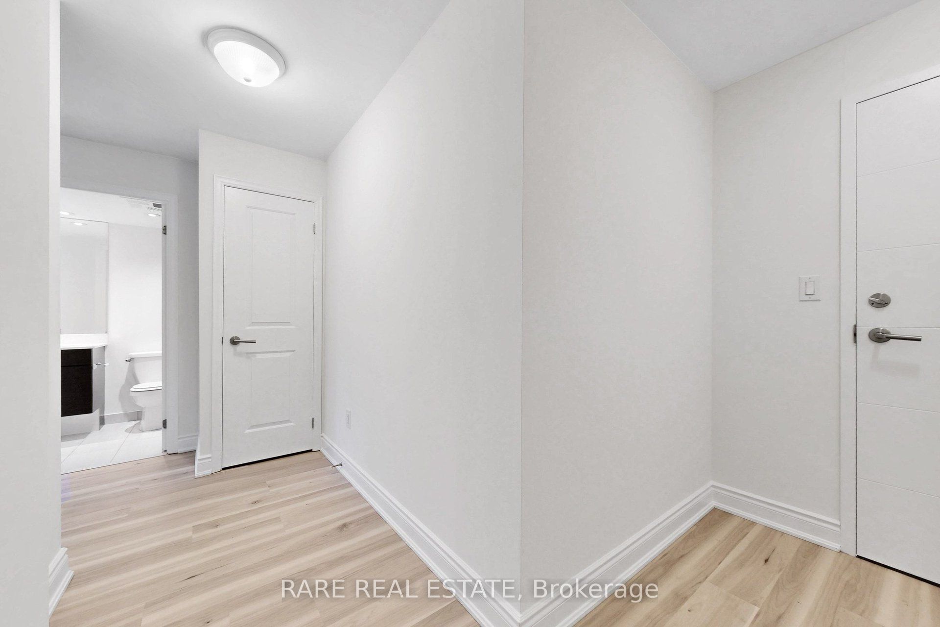 400 Adelaide Street E 512 Property Photo 7