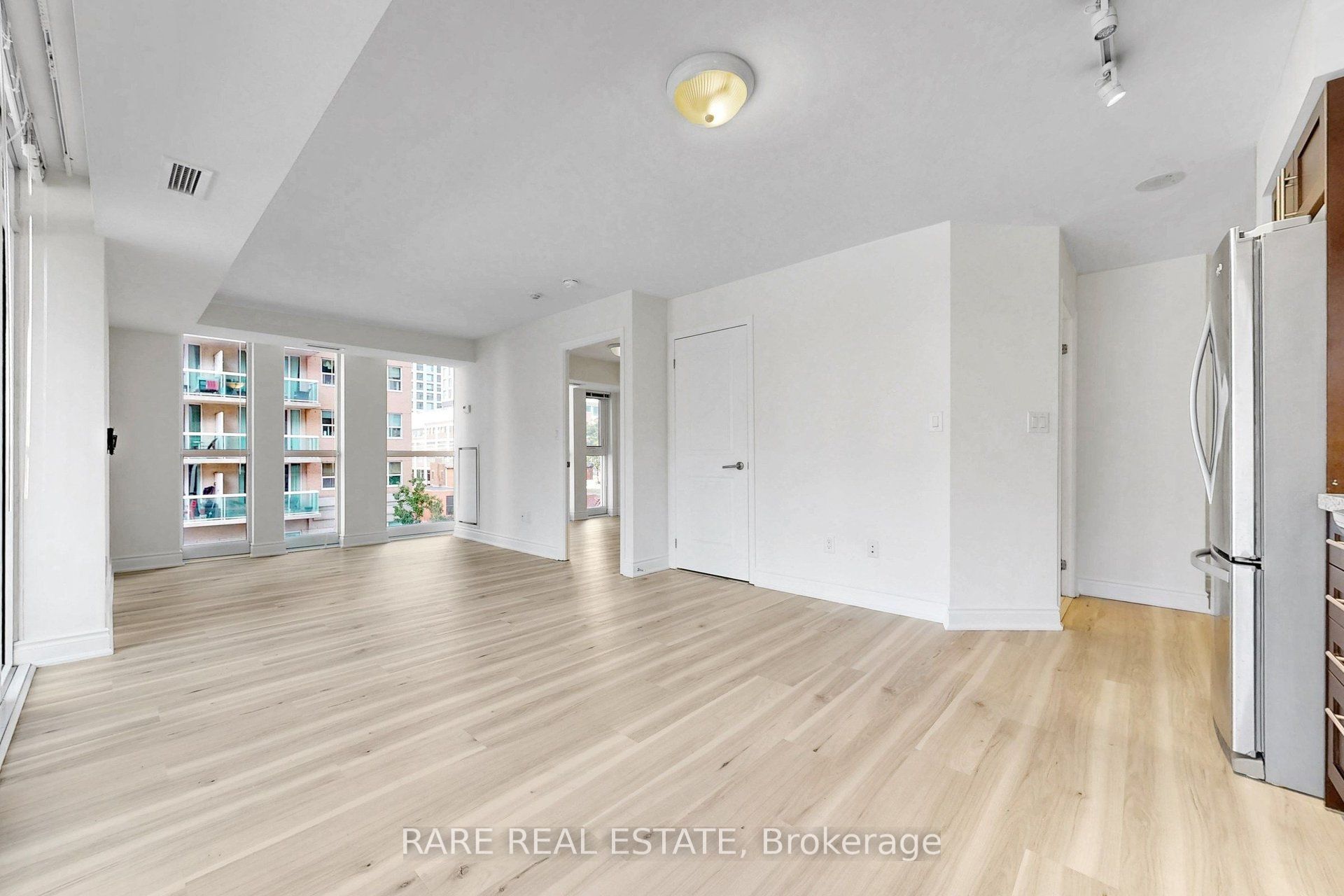 400 Adelaide Street E 512 Property Photo 11
