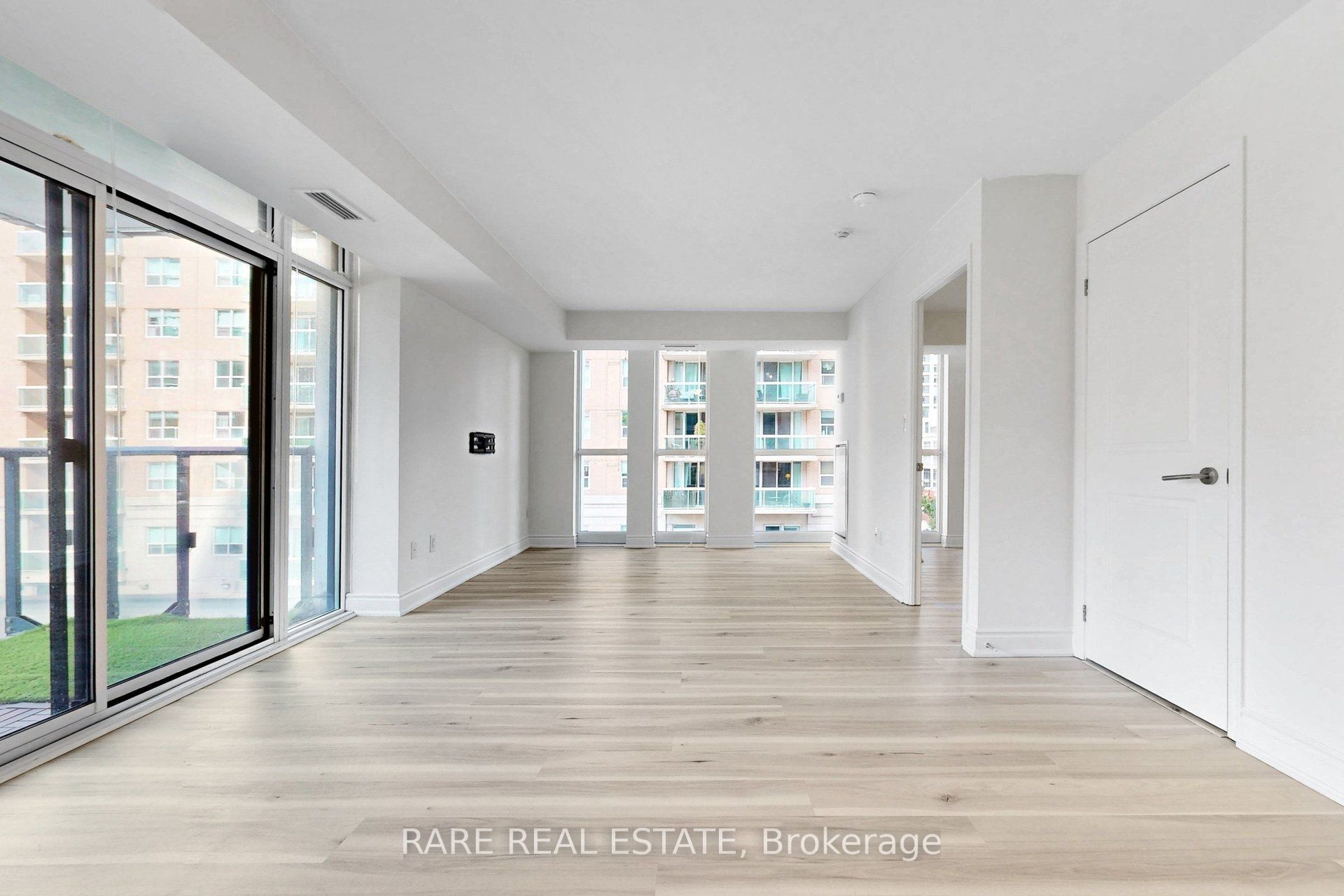 400 Adelaide Street E 512 Property Photo 12