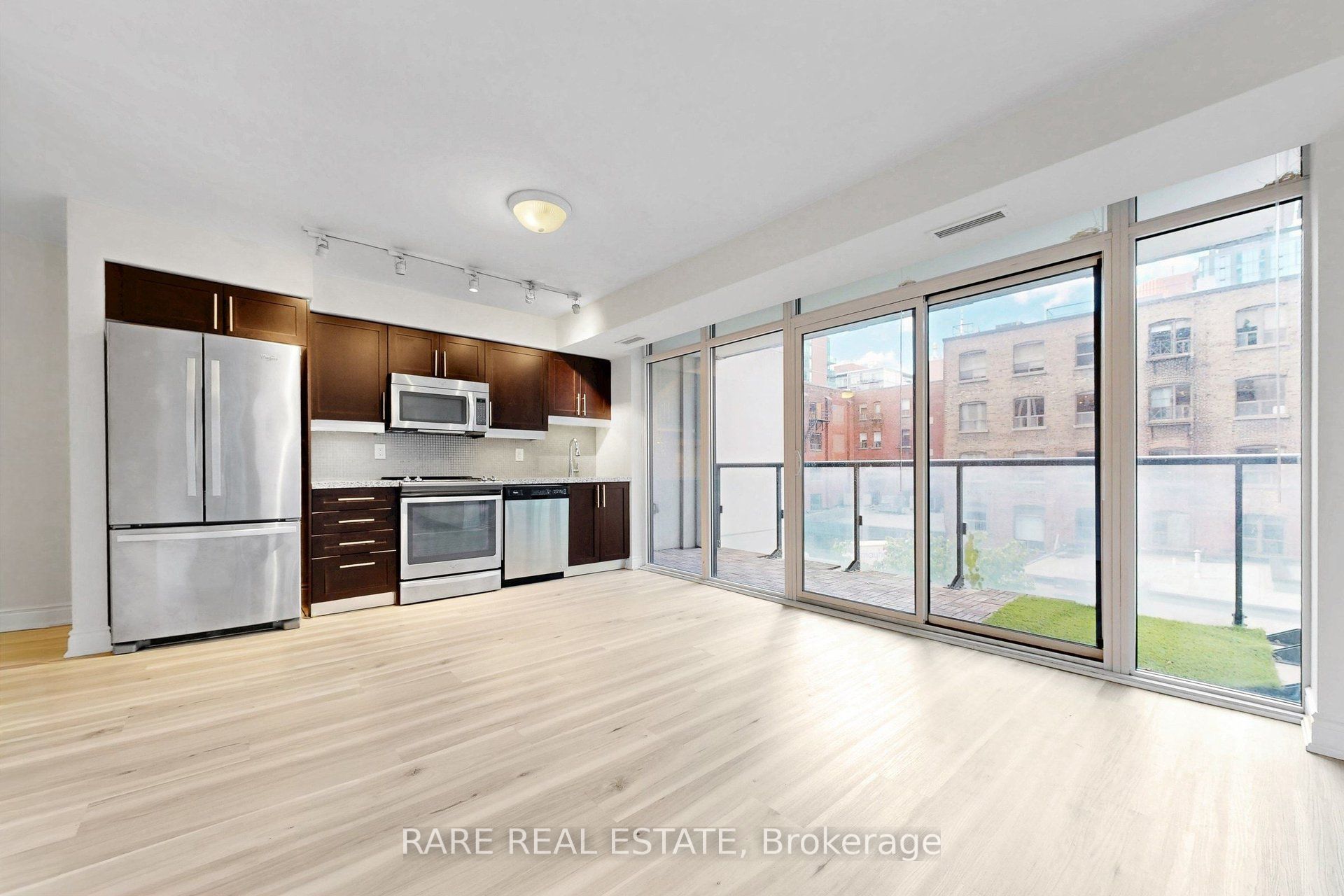 400 Adelaide Street E 512 Property Photo 16