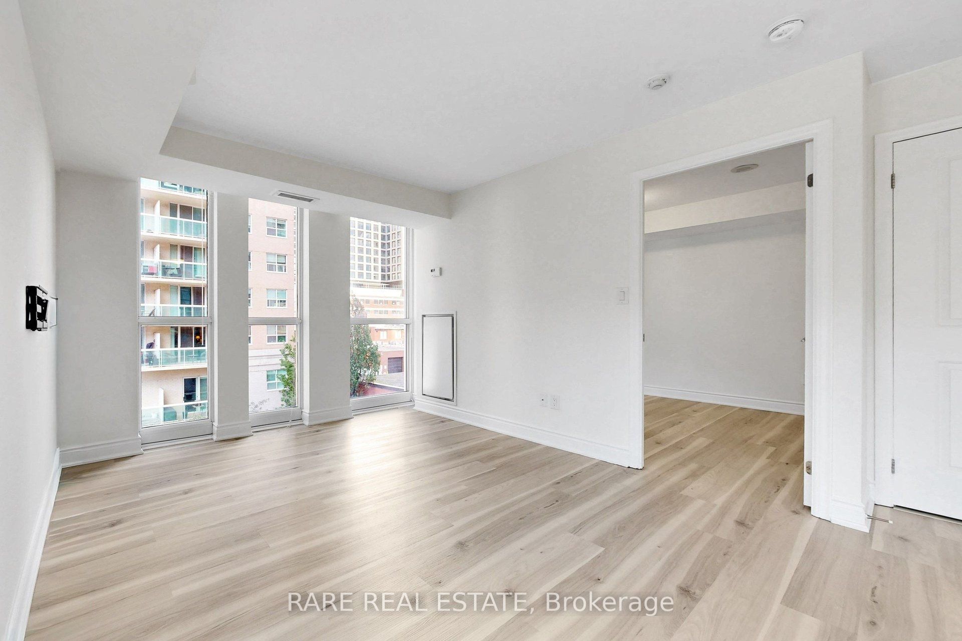 400 Adelaide Street E 512 Property Photo 17