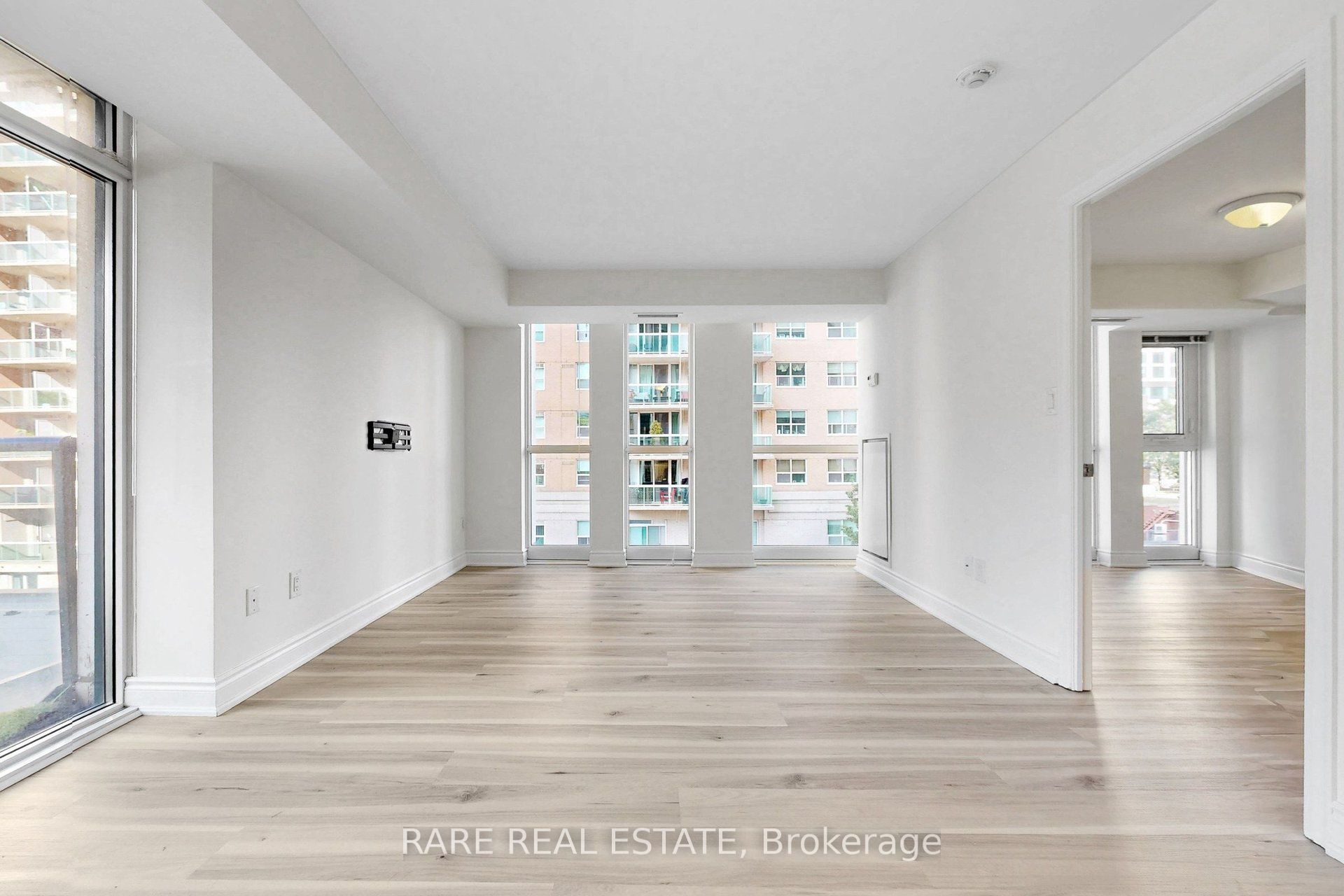400 Adelaide Street E 512 Property Photo 18