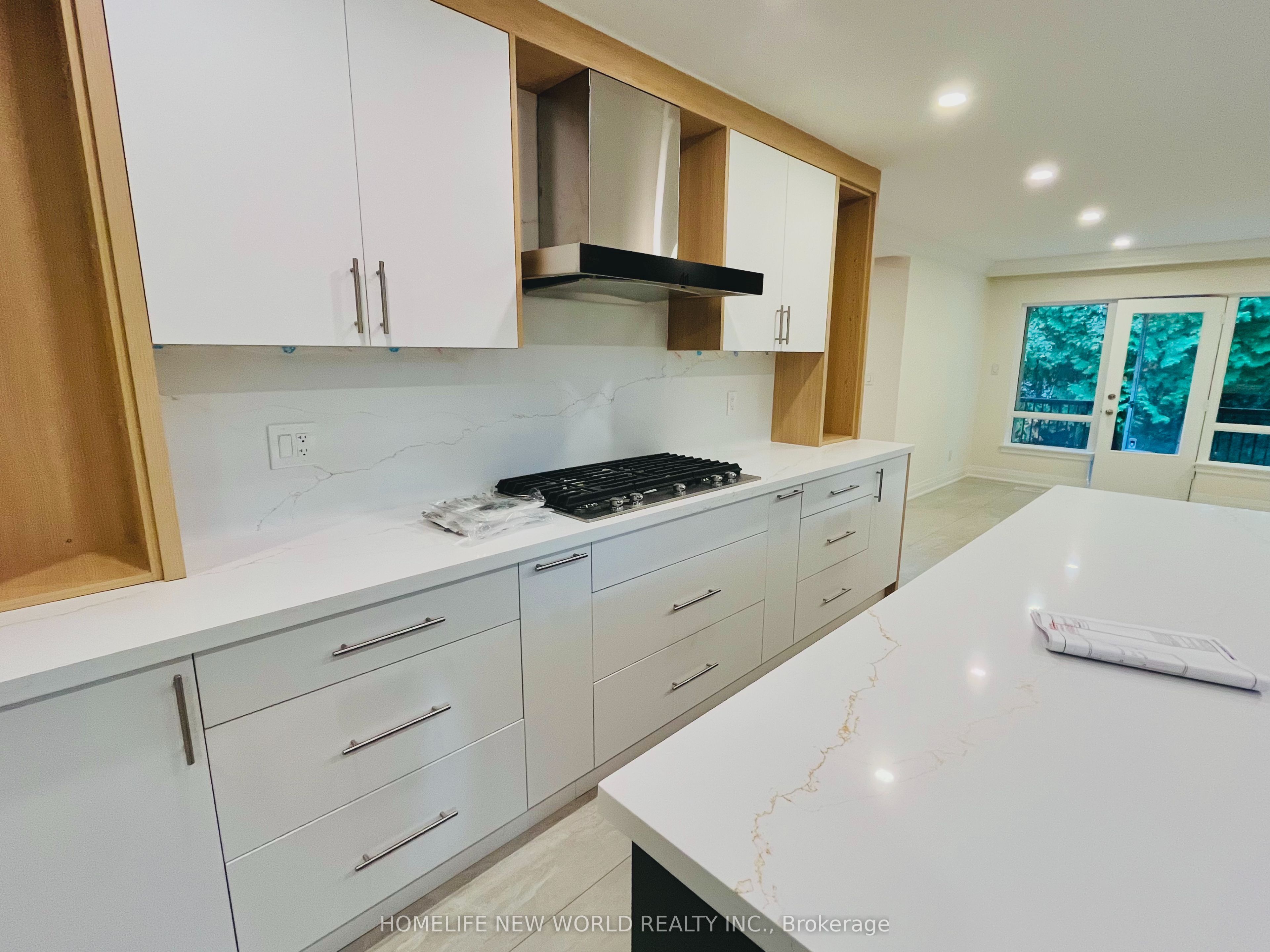 14 Rollscourt Drive Property Photo 12