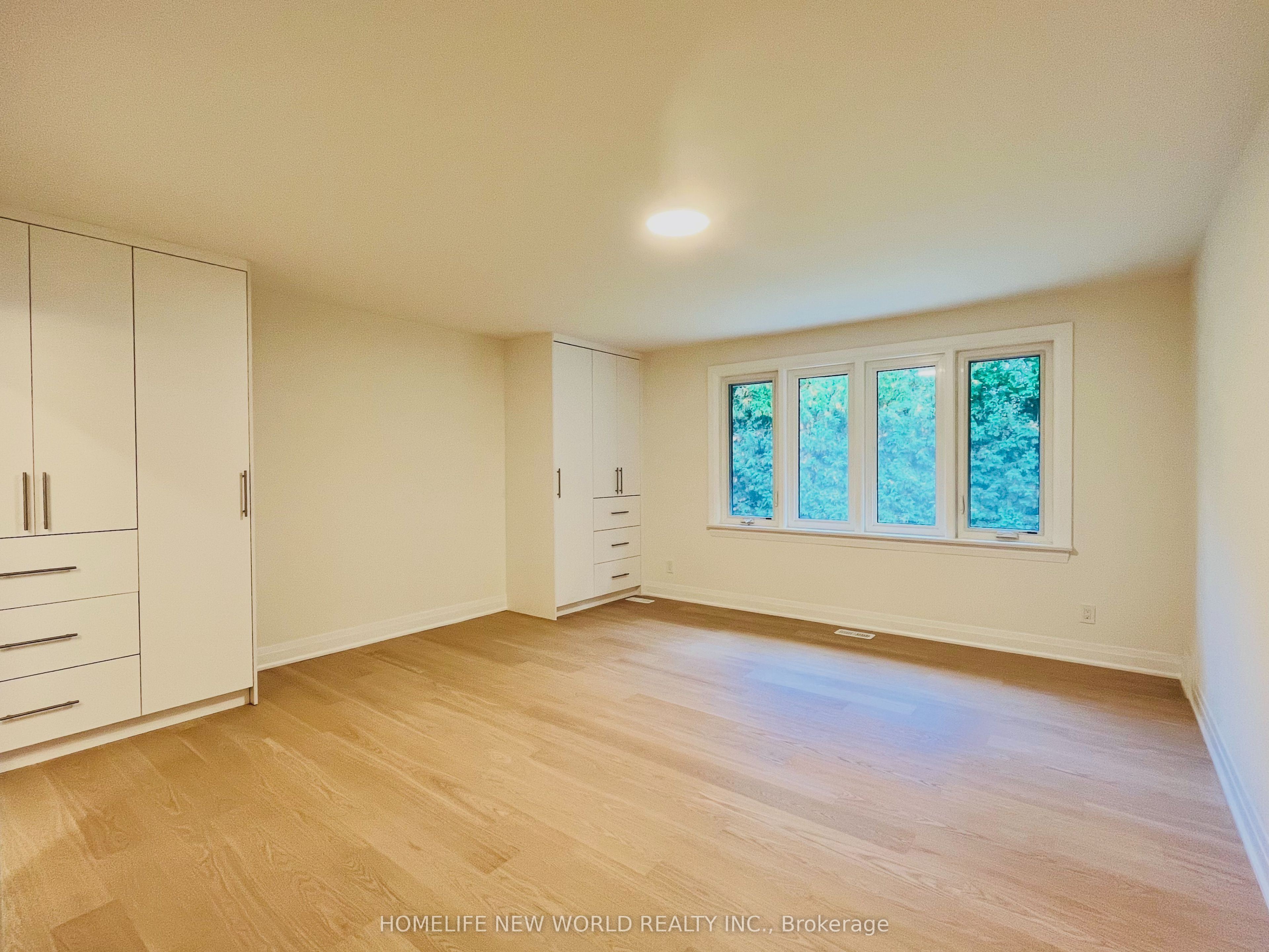 14 Rollscourt Drive Property Photo 25