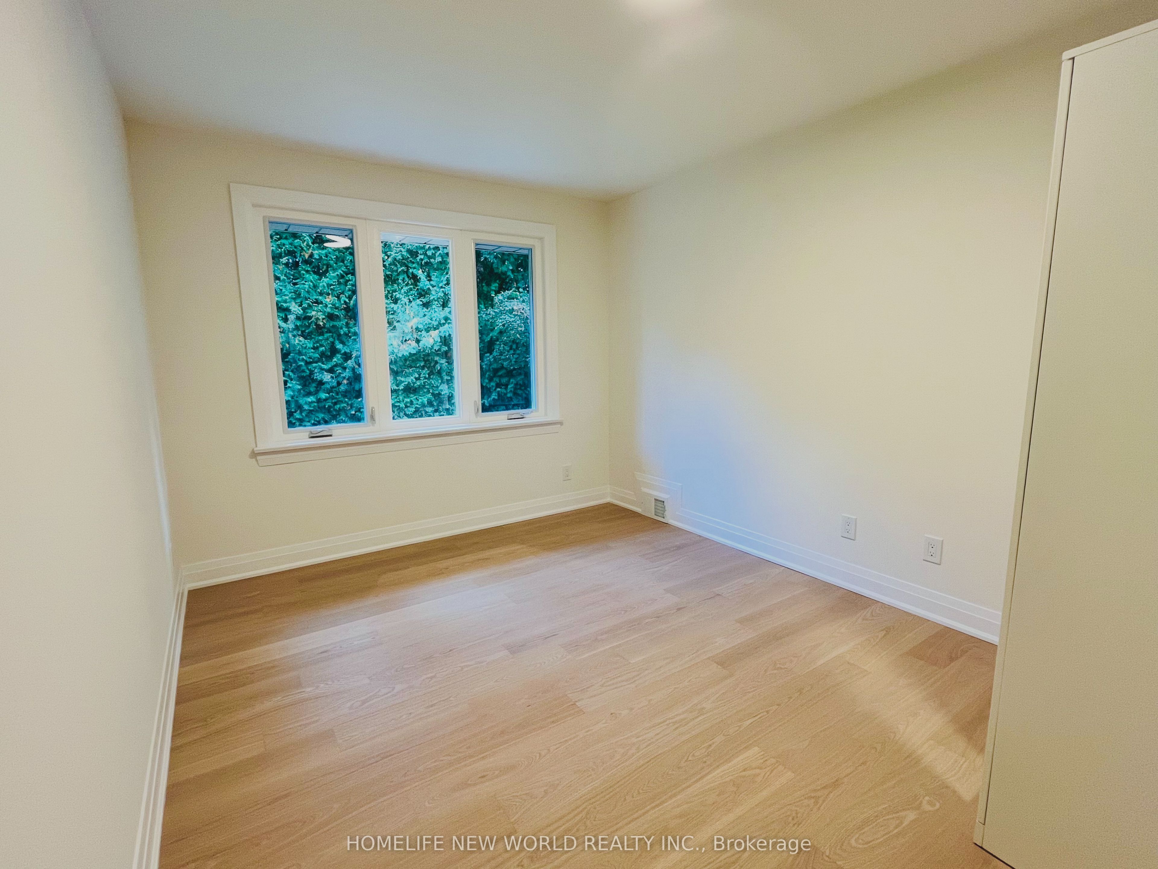14 Rollscourt Drive Property Photo 29