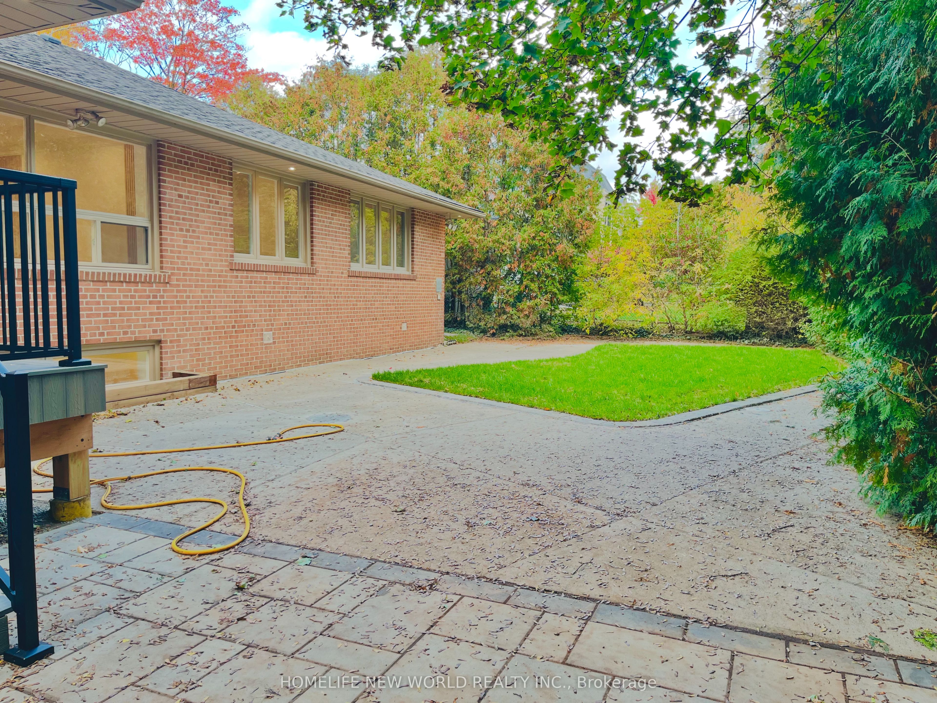 14 Rollscourt Drive Property Photo 44