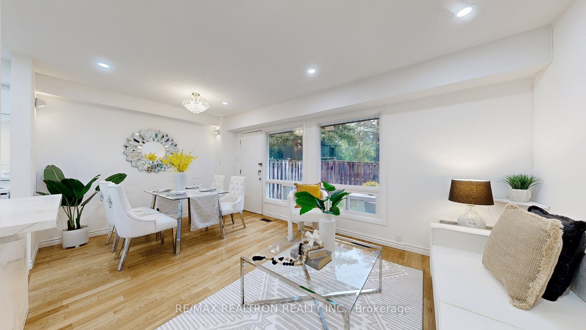 37 Woody Vine Way Property Photo 4