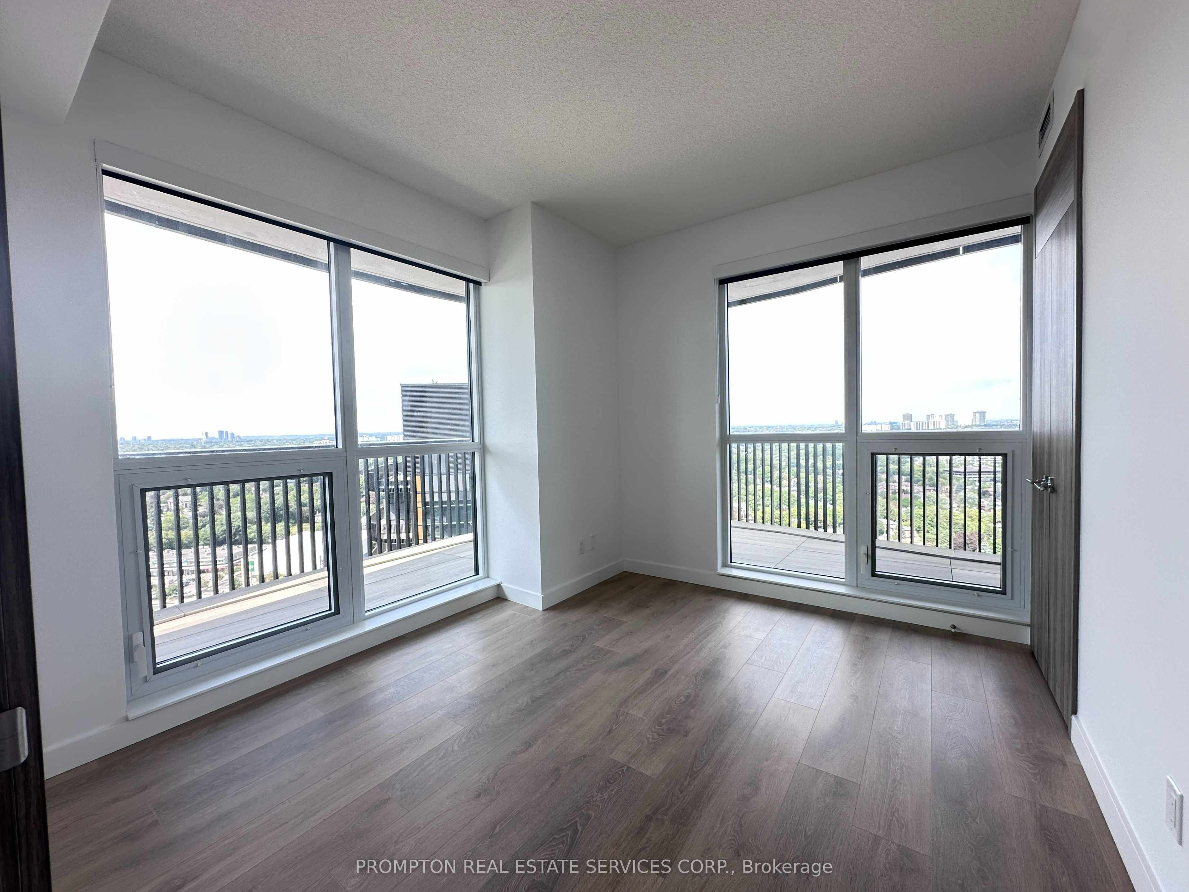 18 Esther Shiner Boulevard 2505 Property Photo 5