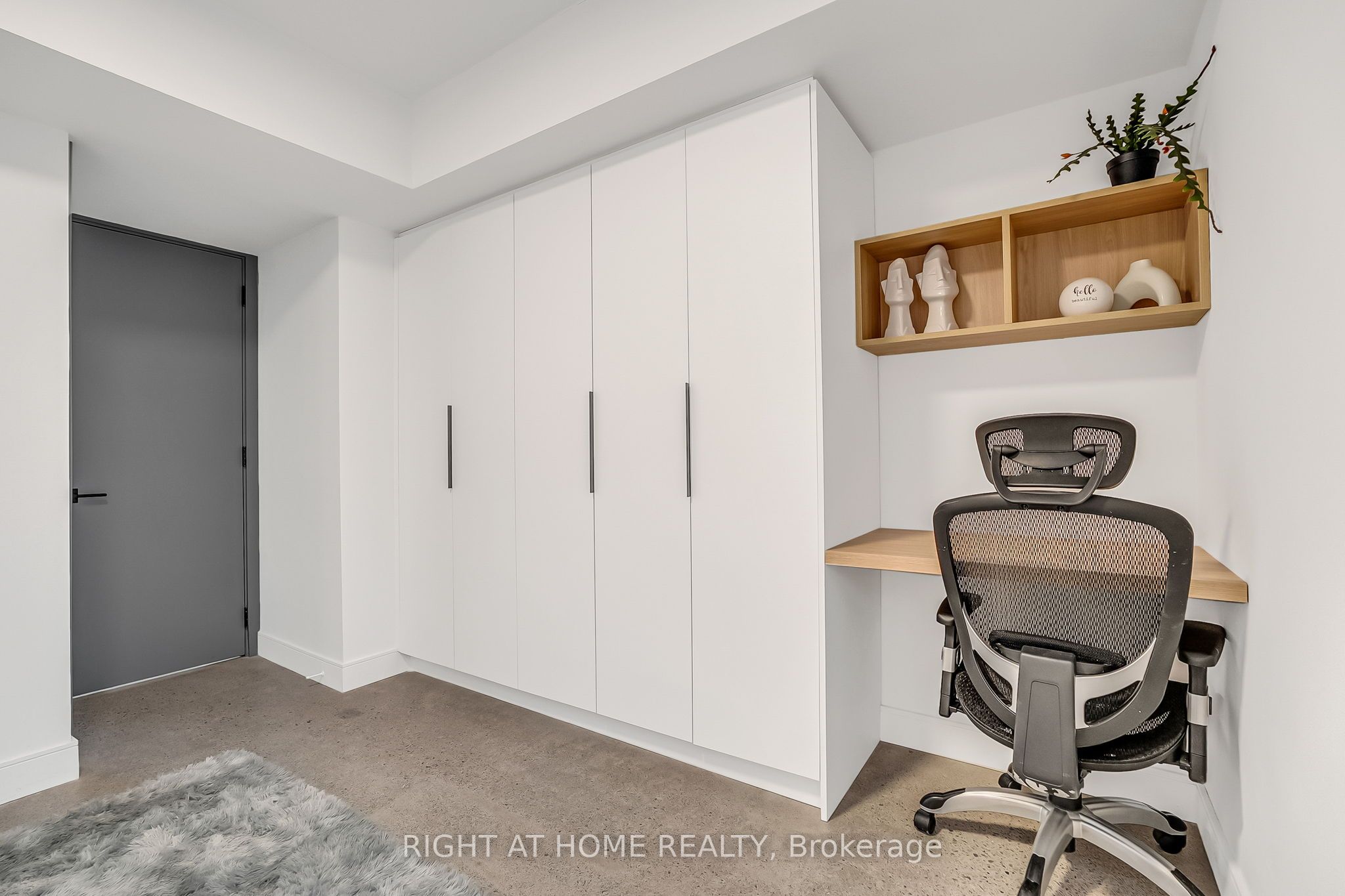 1169 Davenport Road Unit 2 Property Photo 16