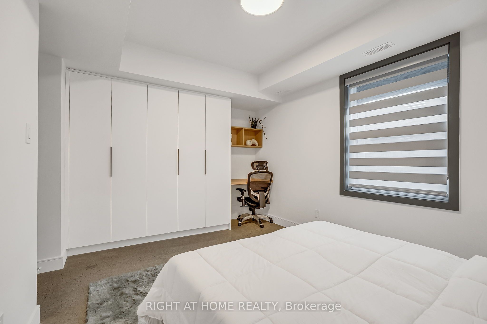 1169 Davenport Road Unit 2 Property Photo 17