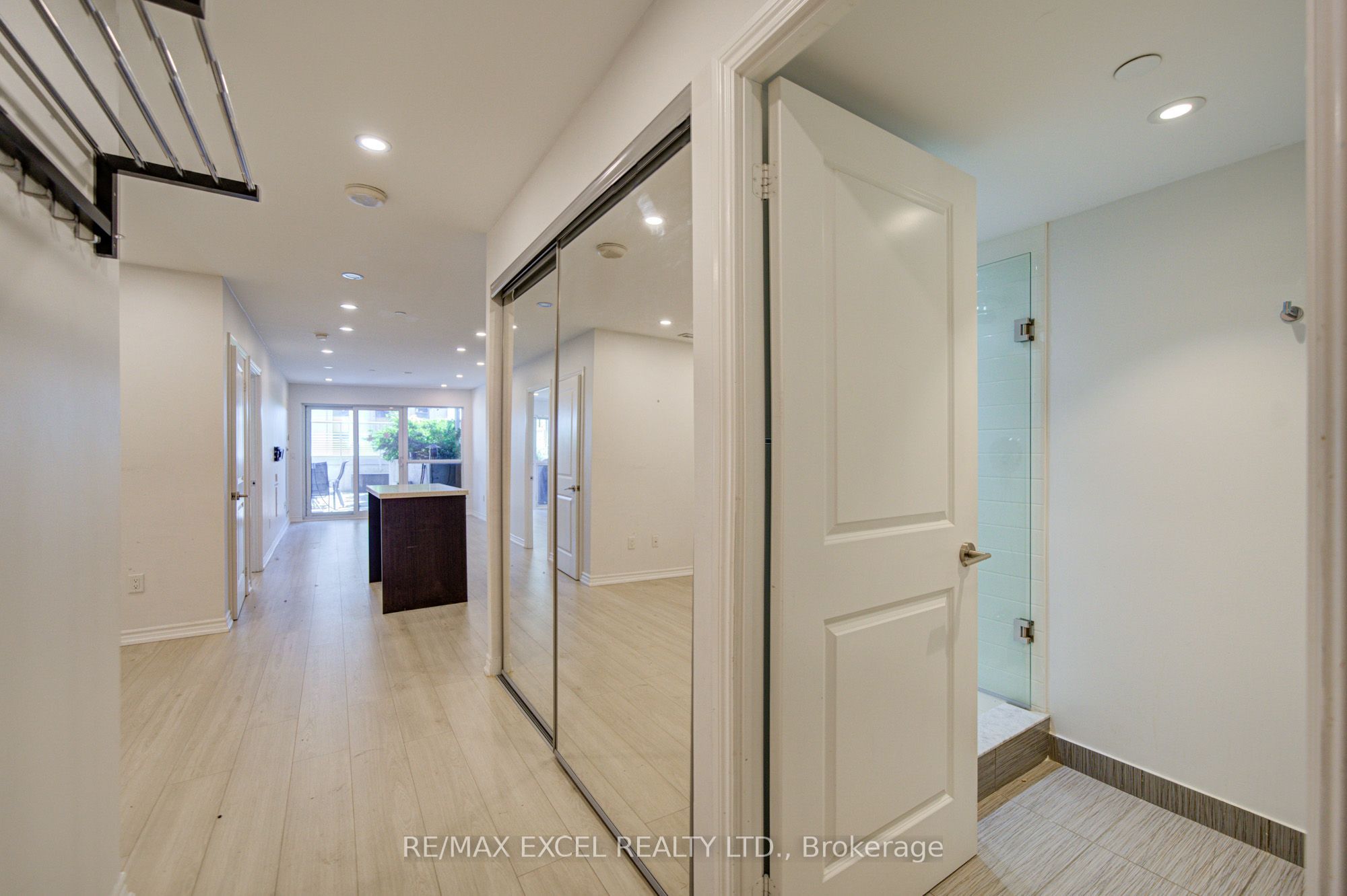 386 Yonge Street 503 Property Photo 9