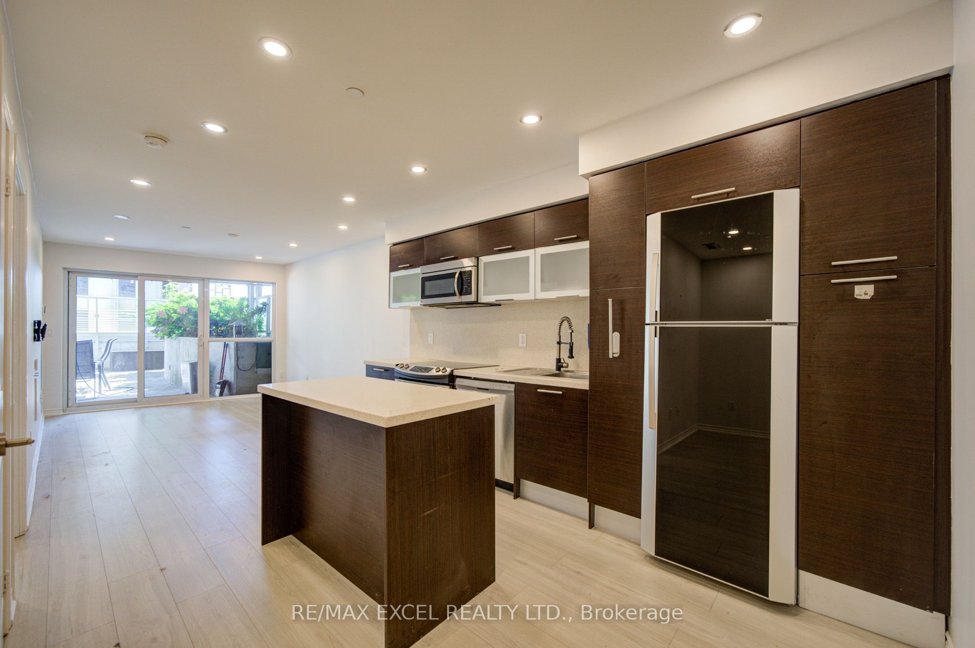 386 Yonge Street 503 Property Photo 17