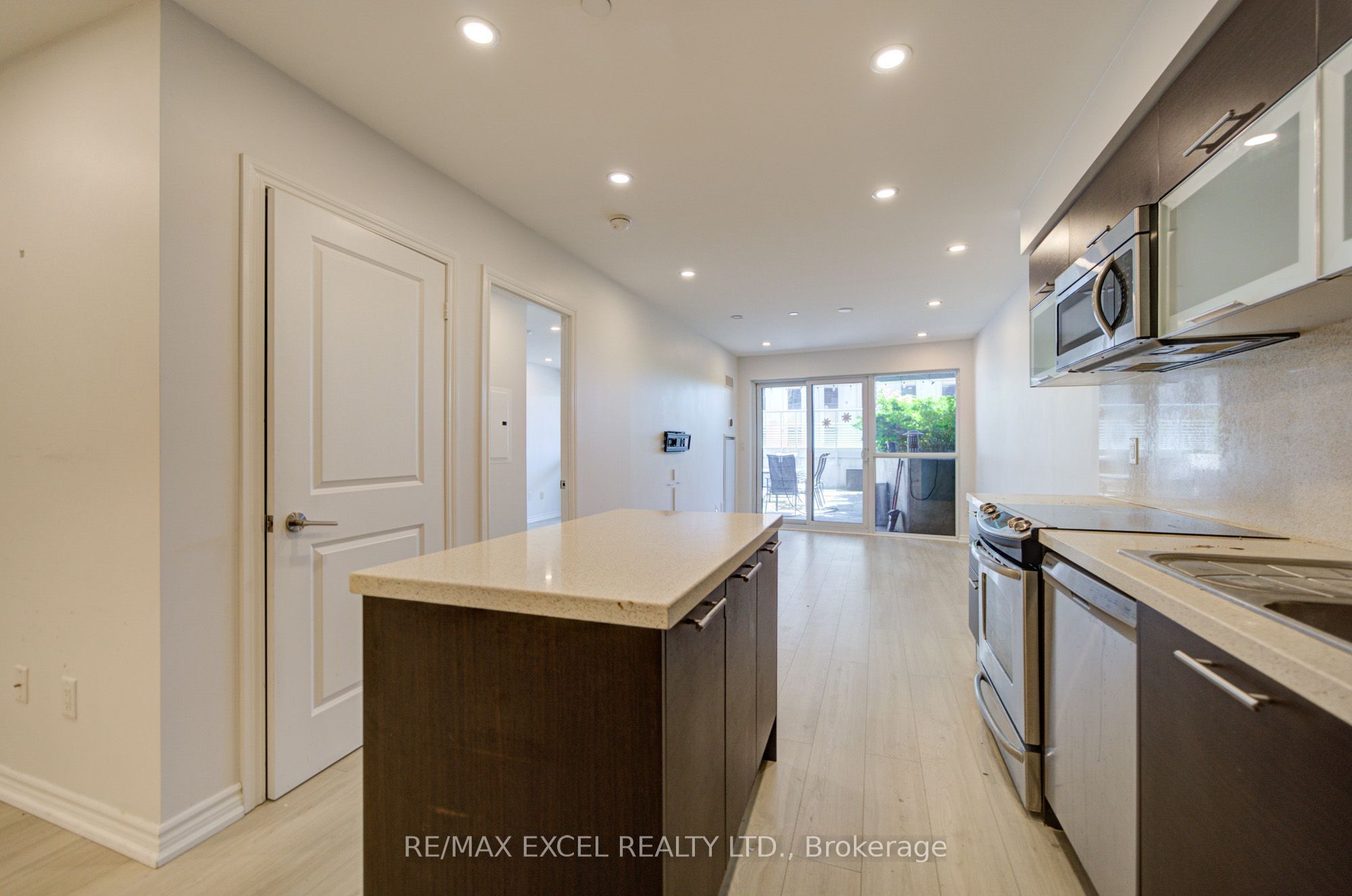 386 Yonge Street 503 Property Photo 23