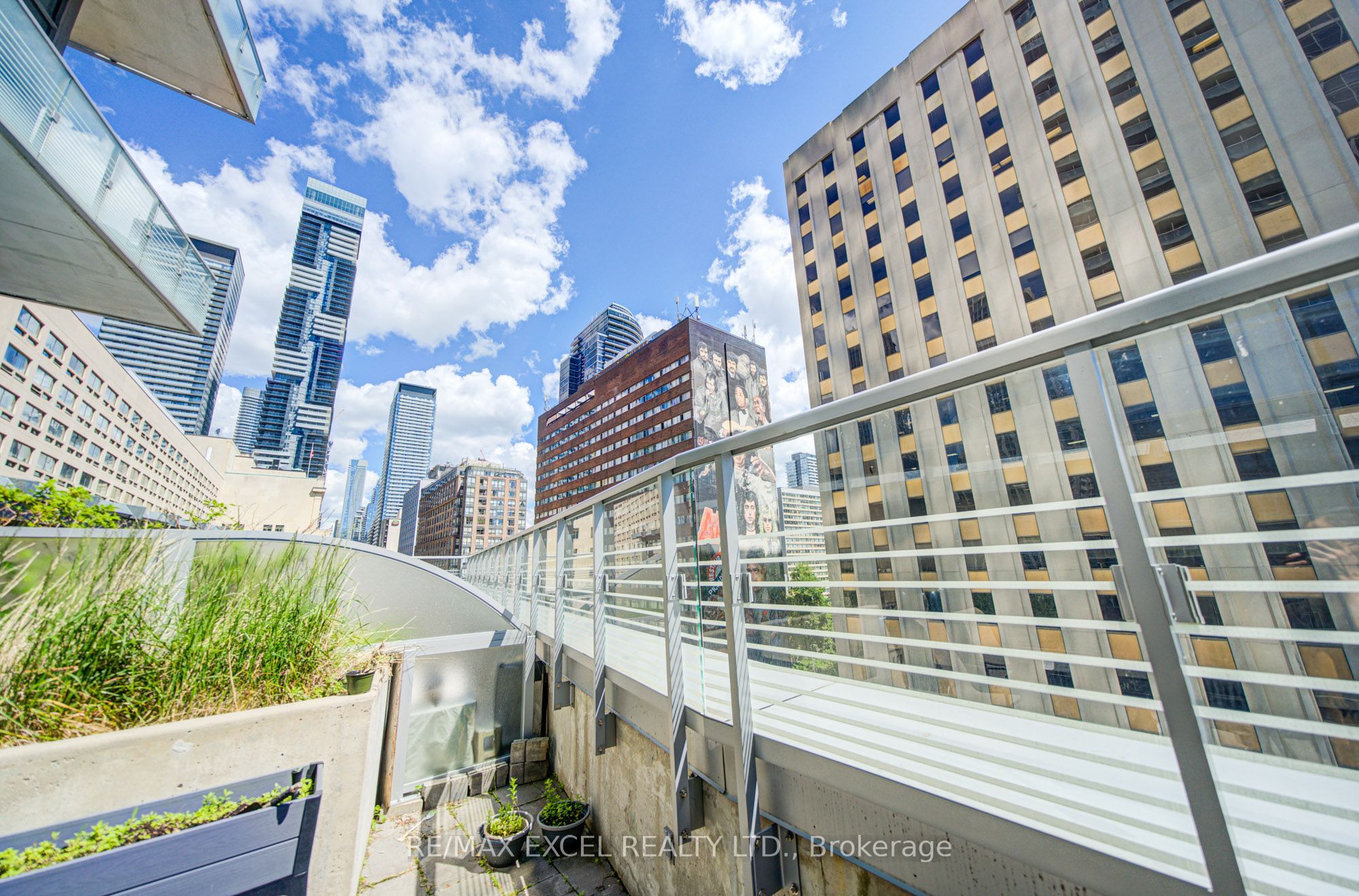 386 Yonge Street 503 Property Photo 42
