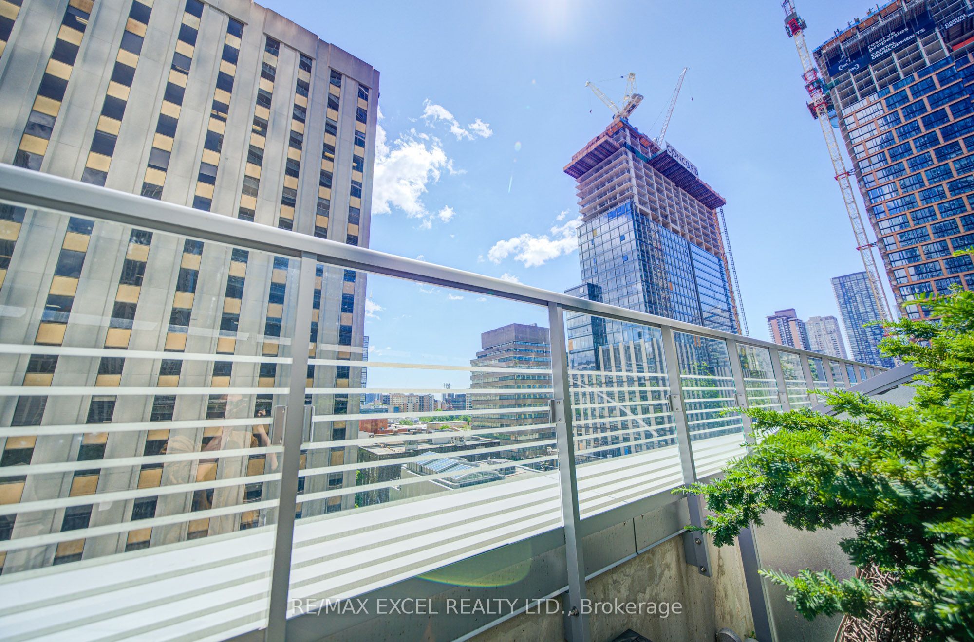 386 Yonge Street 503 Property Photo 43