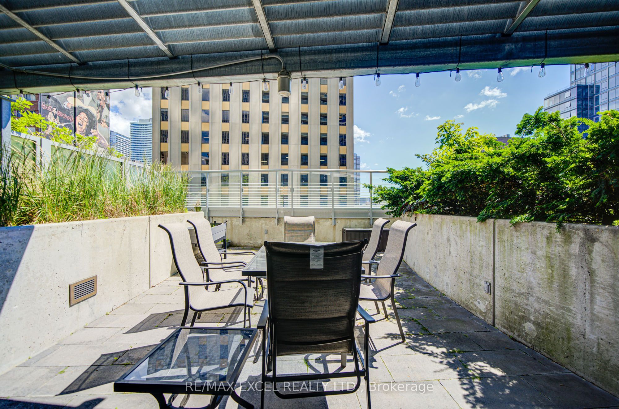 386 Yonge Street 503 Property Photo 44