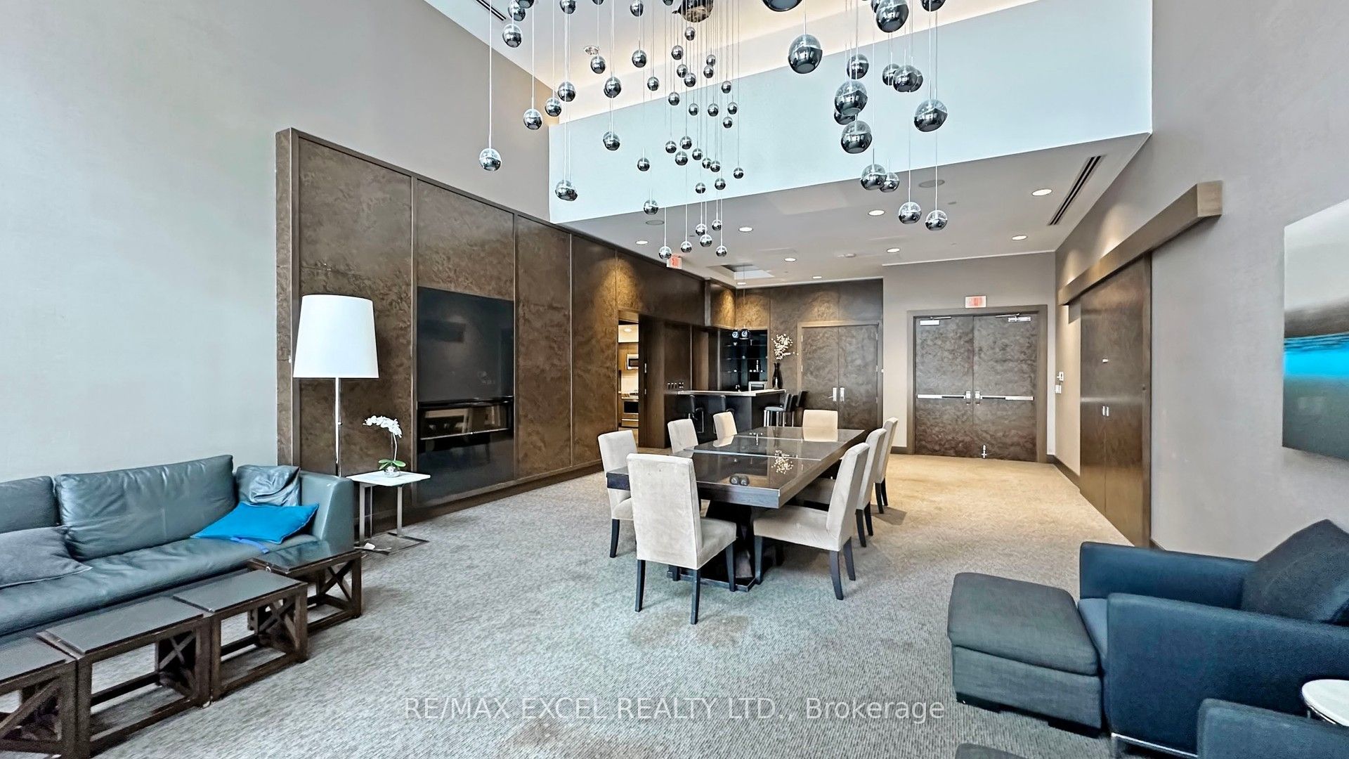 386 Yonge Street 503 Property Photo 46