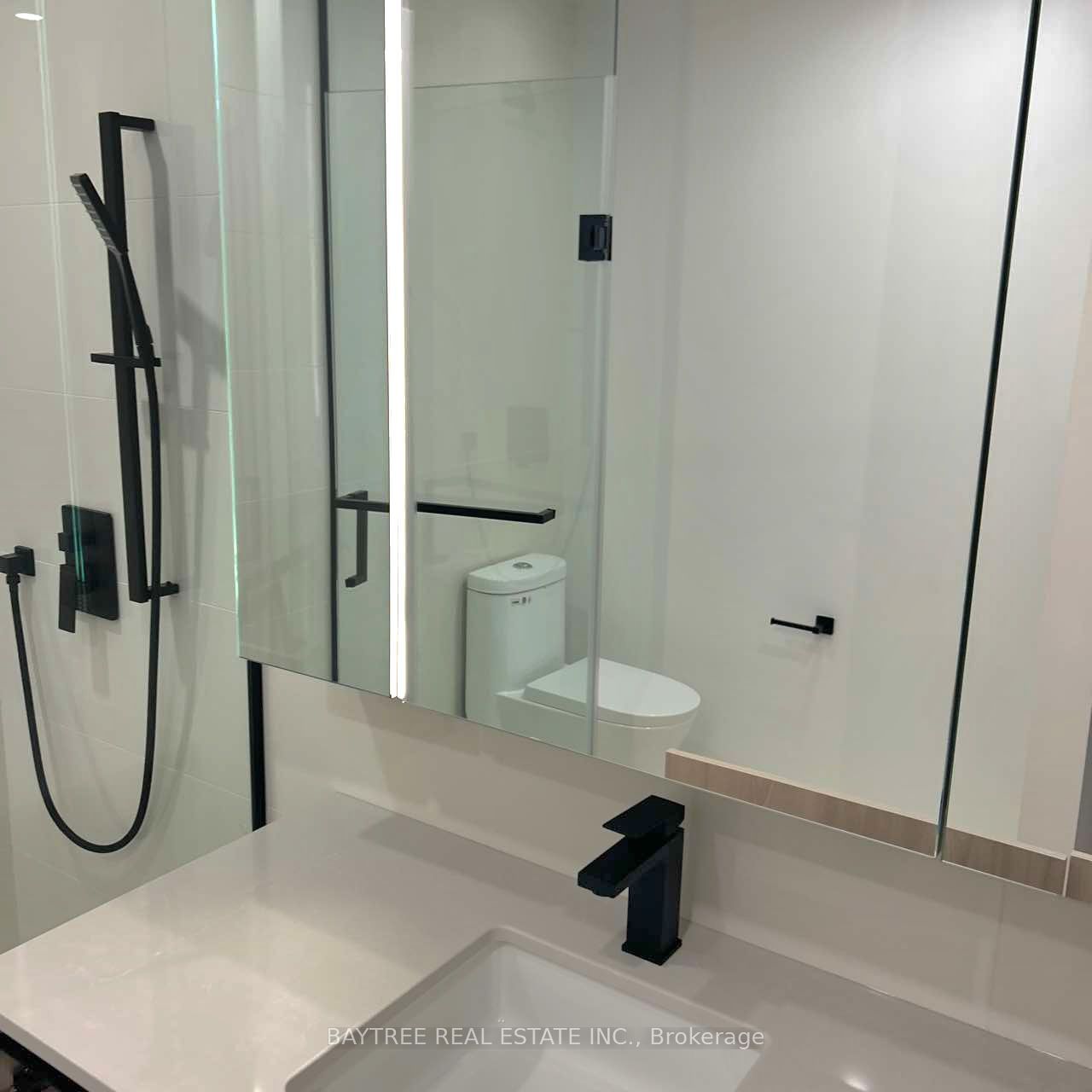 699 Sheppard Avenue E 1015 Property Photo 12