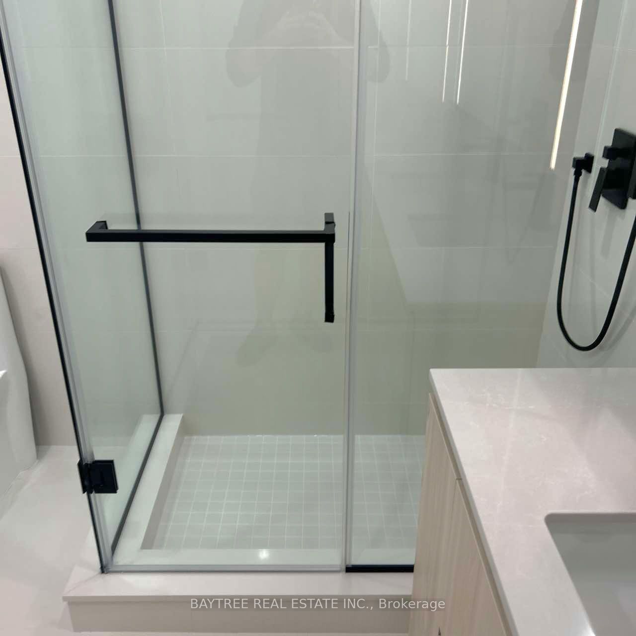 699 Sheppard Avenue E 1015 Property Photo 14