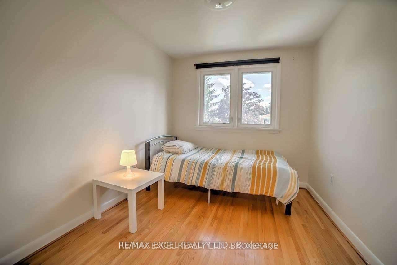 54 Bowerbank Drive Property Photo 6