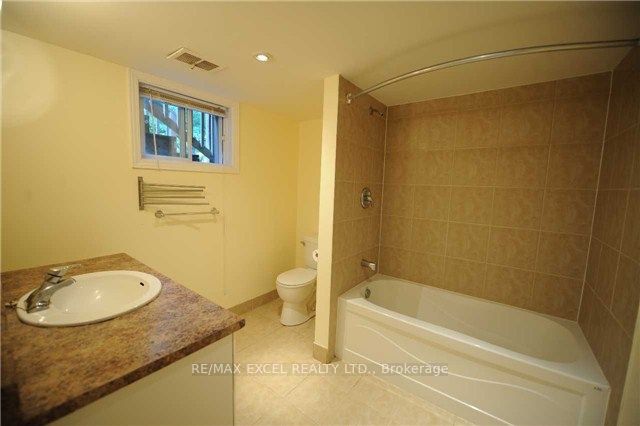 54 Bowerbank Drive Property Photo 7