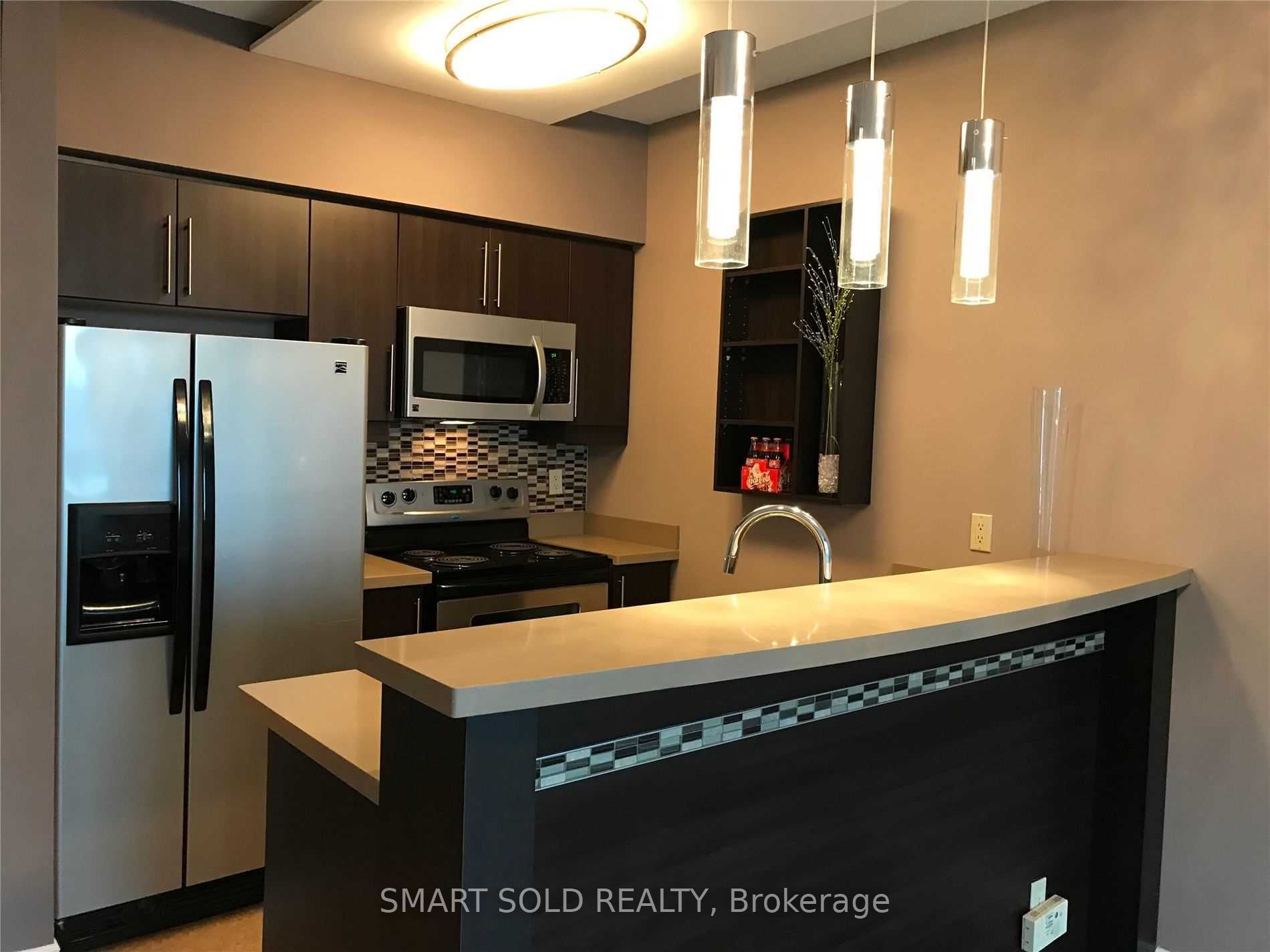 10 Yonge Street 3410 Property Photo 3
