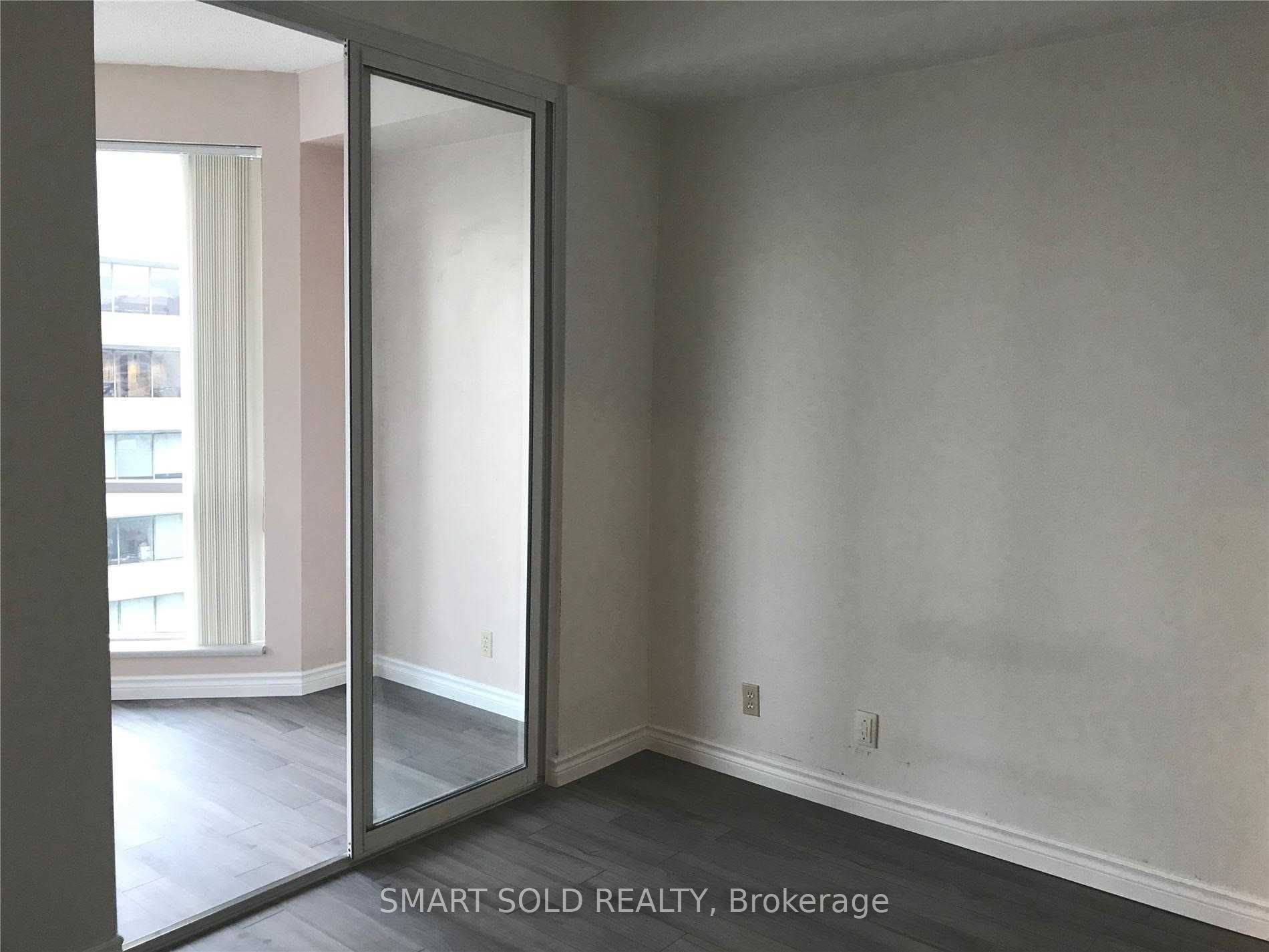 10 Yonge Street 3410 Property Photo 12