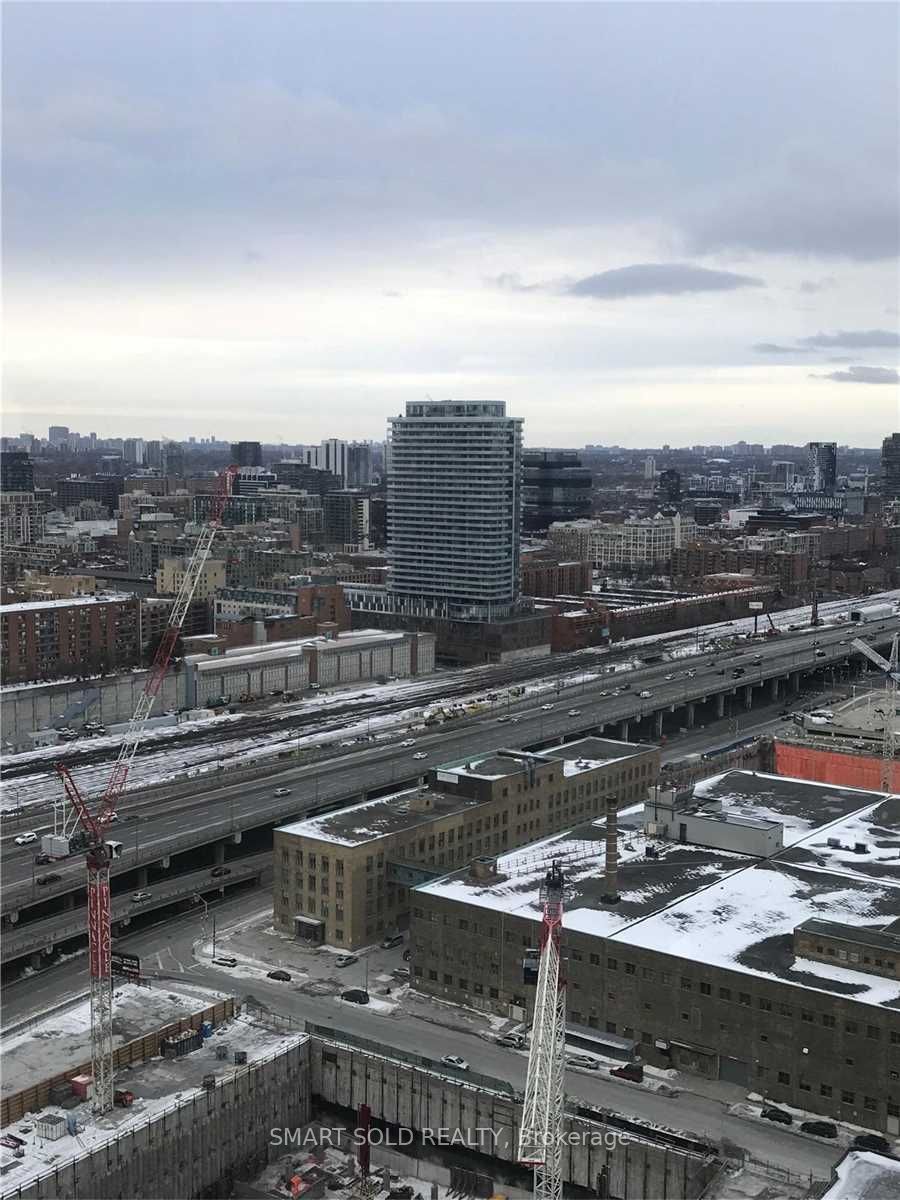 10 Yonge Street 3410 Property Photo 19